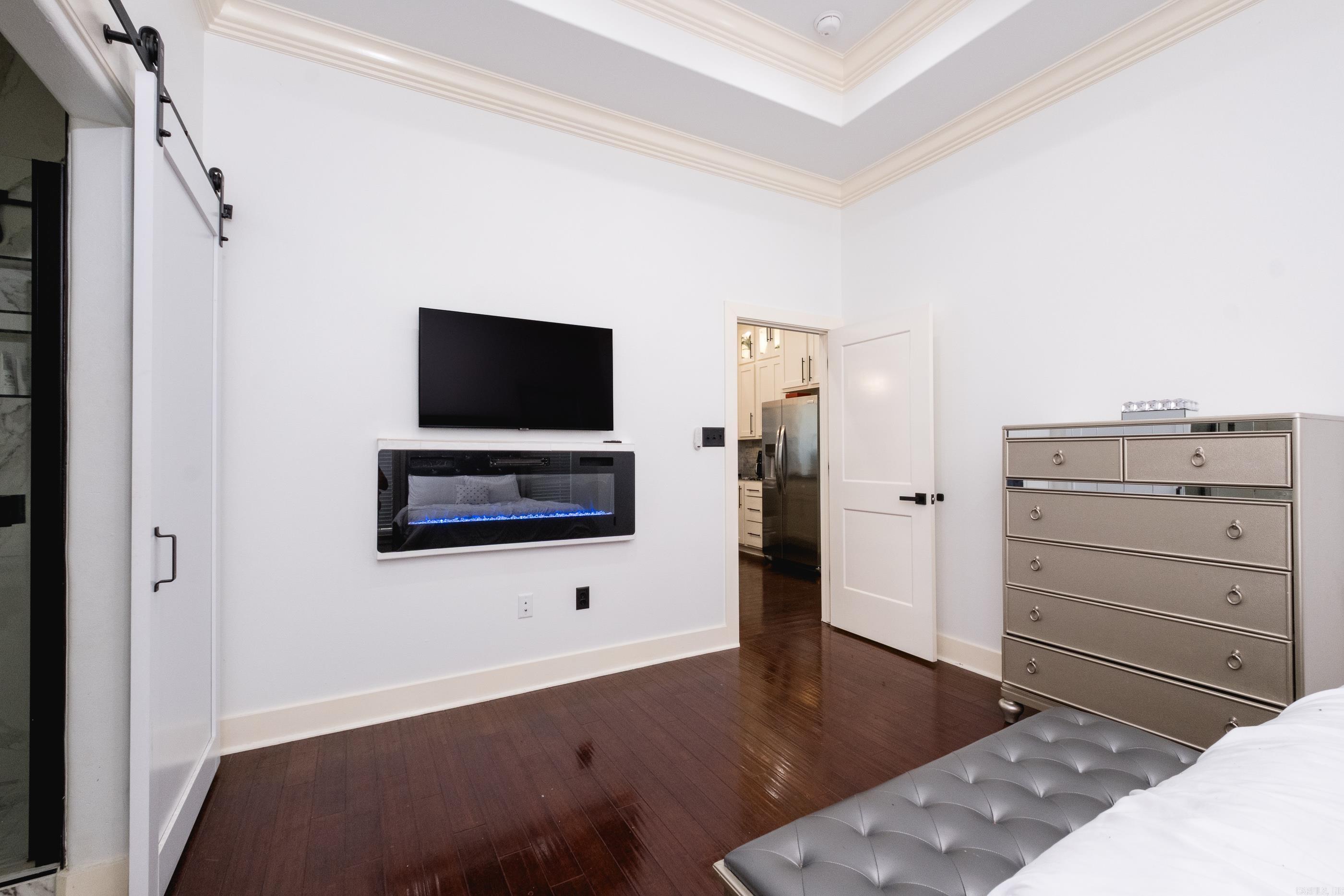 SOUTH MAIN STREET - Residential