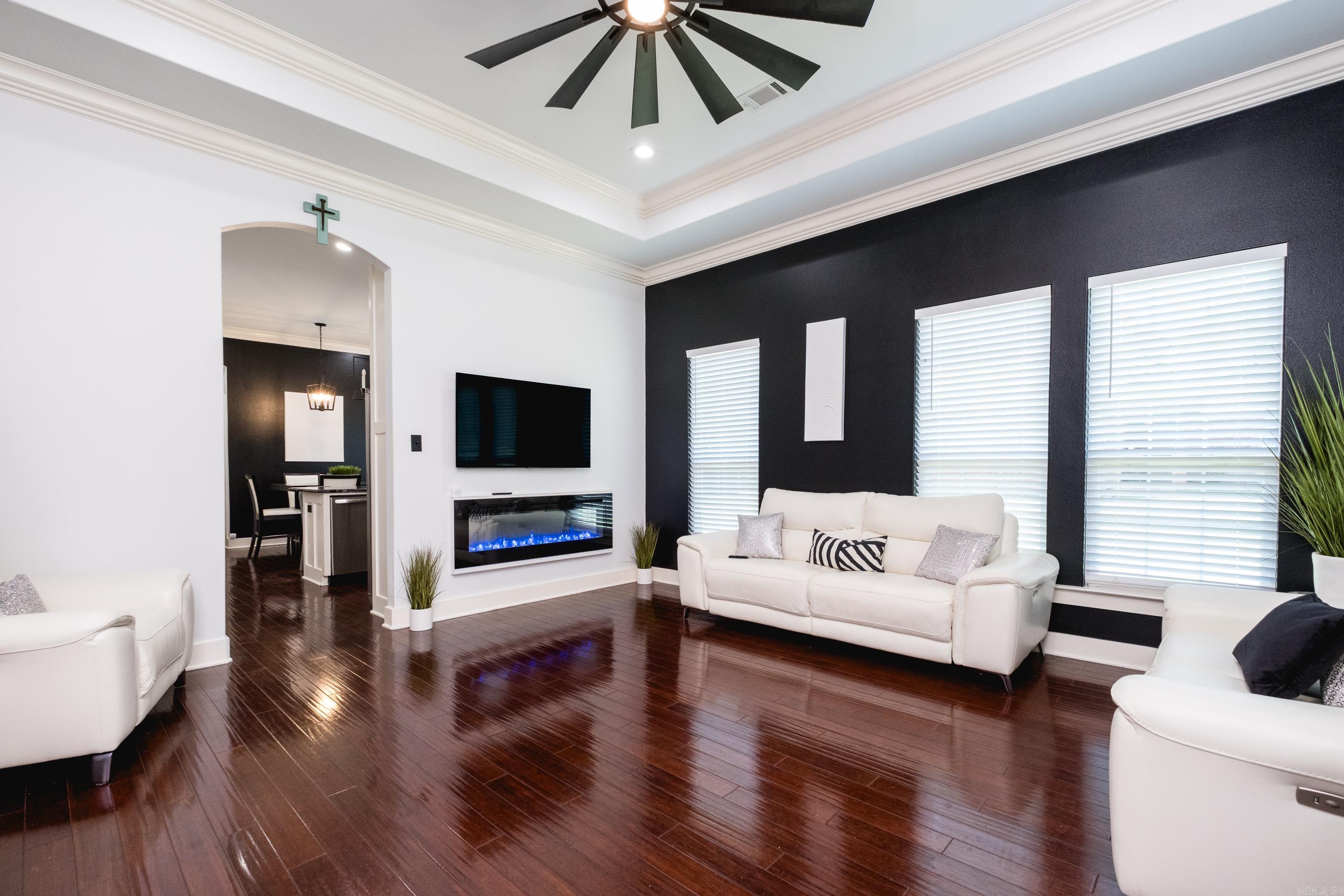 SOUTH MAIN STREET - Residential