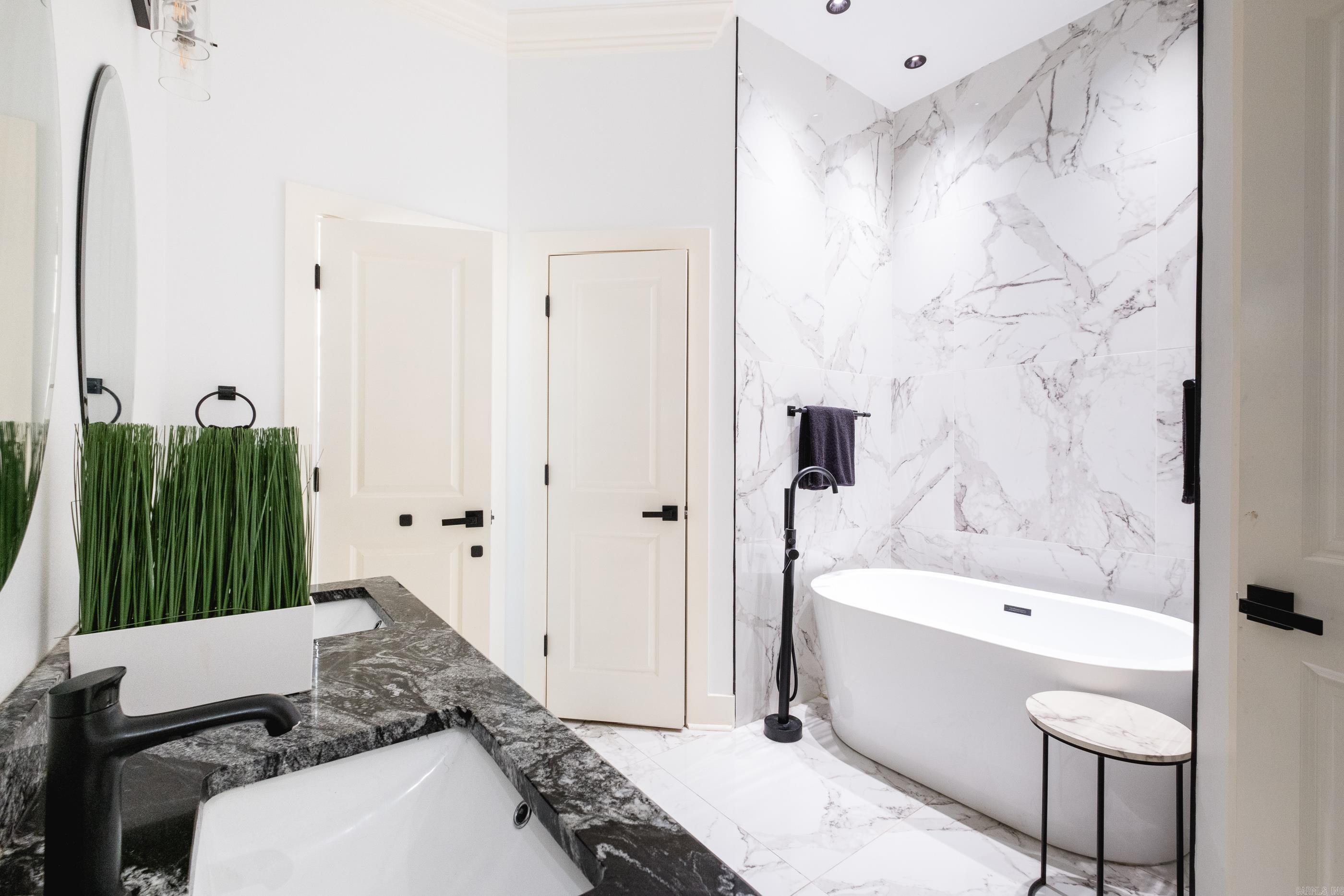 SOUTH MAIN STREET - Residential