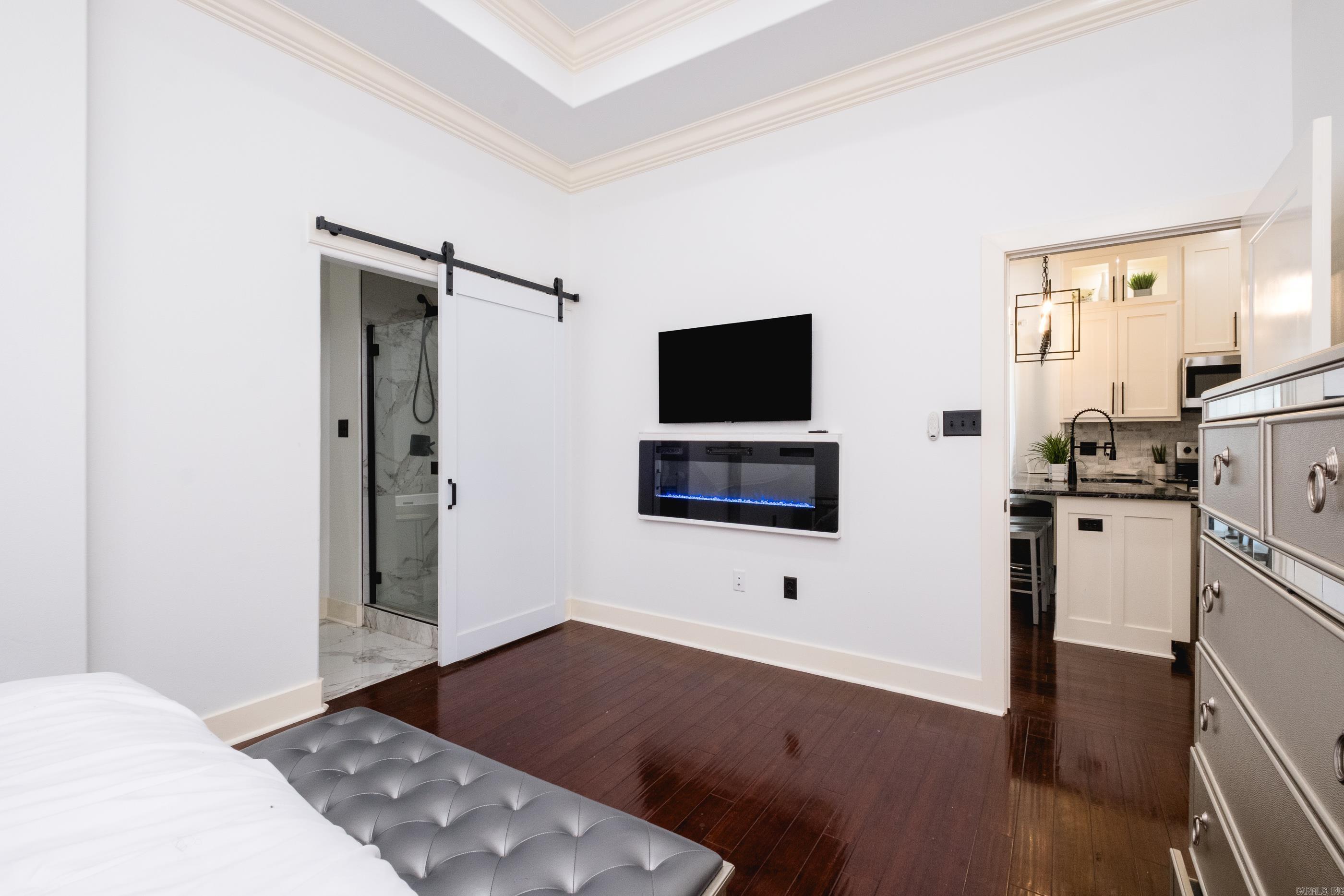 SOUTH MAIN STREET - Residential