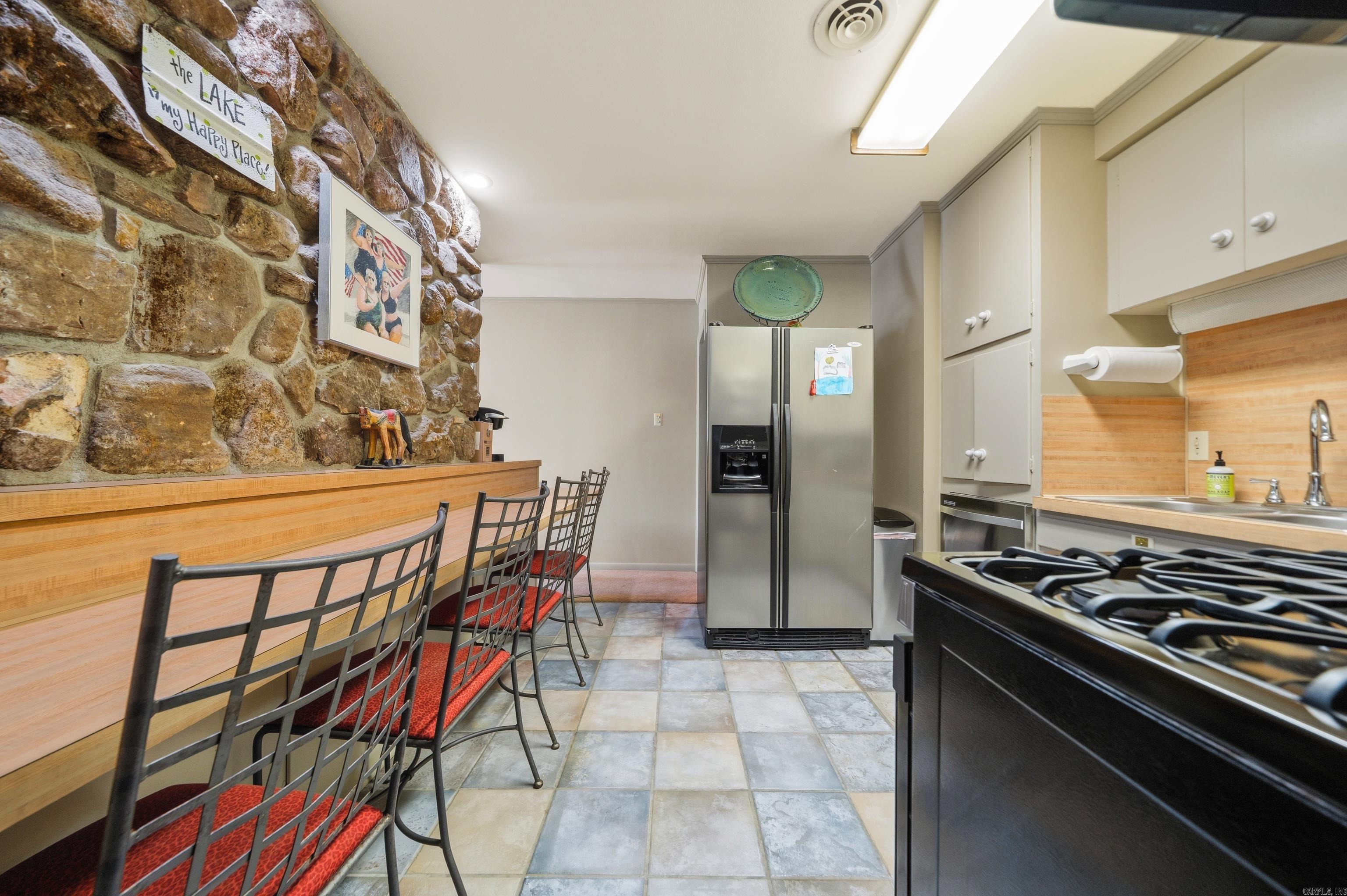 BAYSHORE ACRES - Residential