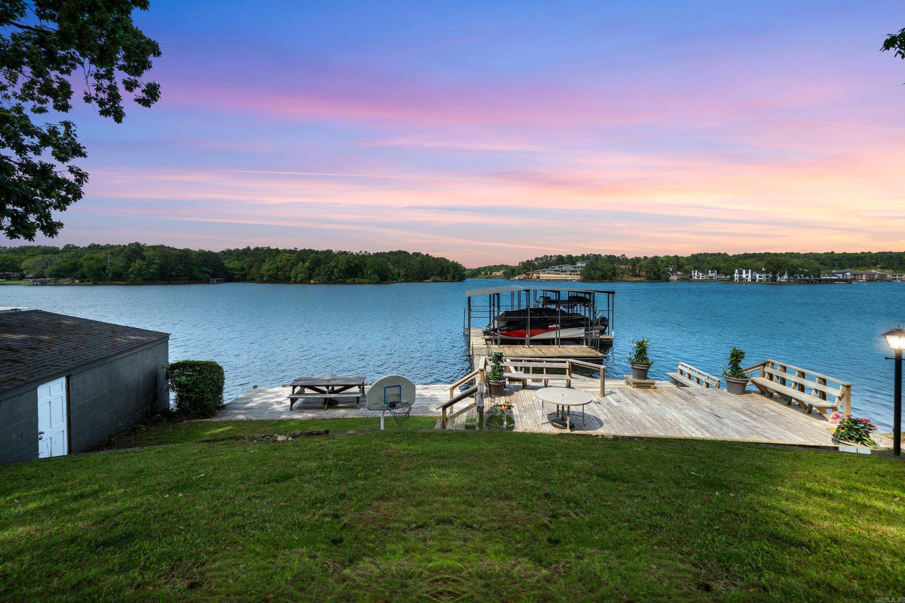 BAYSHORE ACRES - Residential