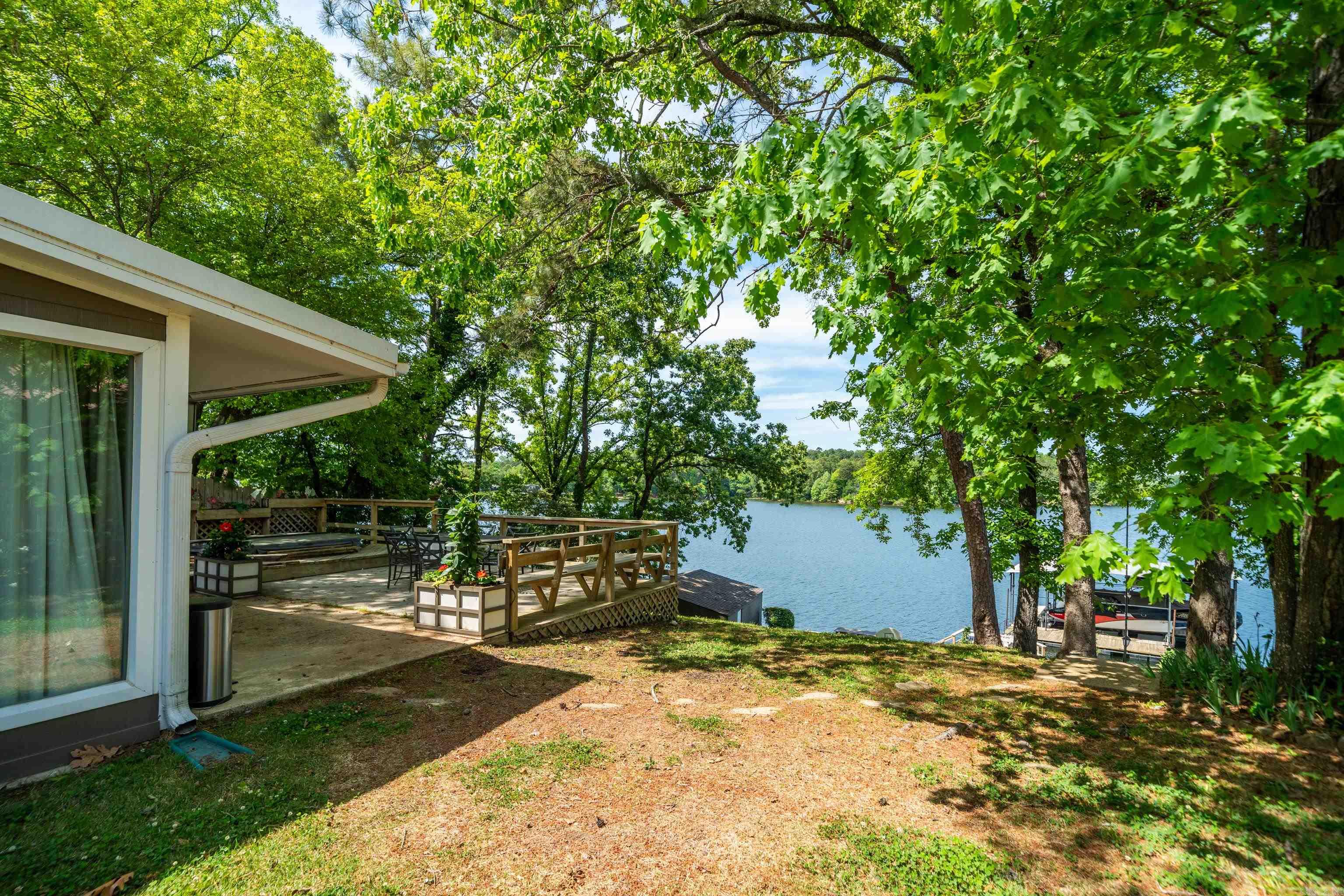 BAYSHORE ACRES - Residential