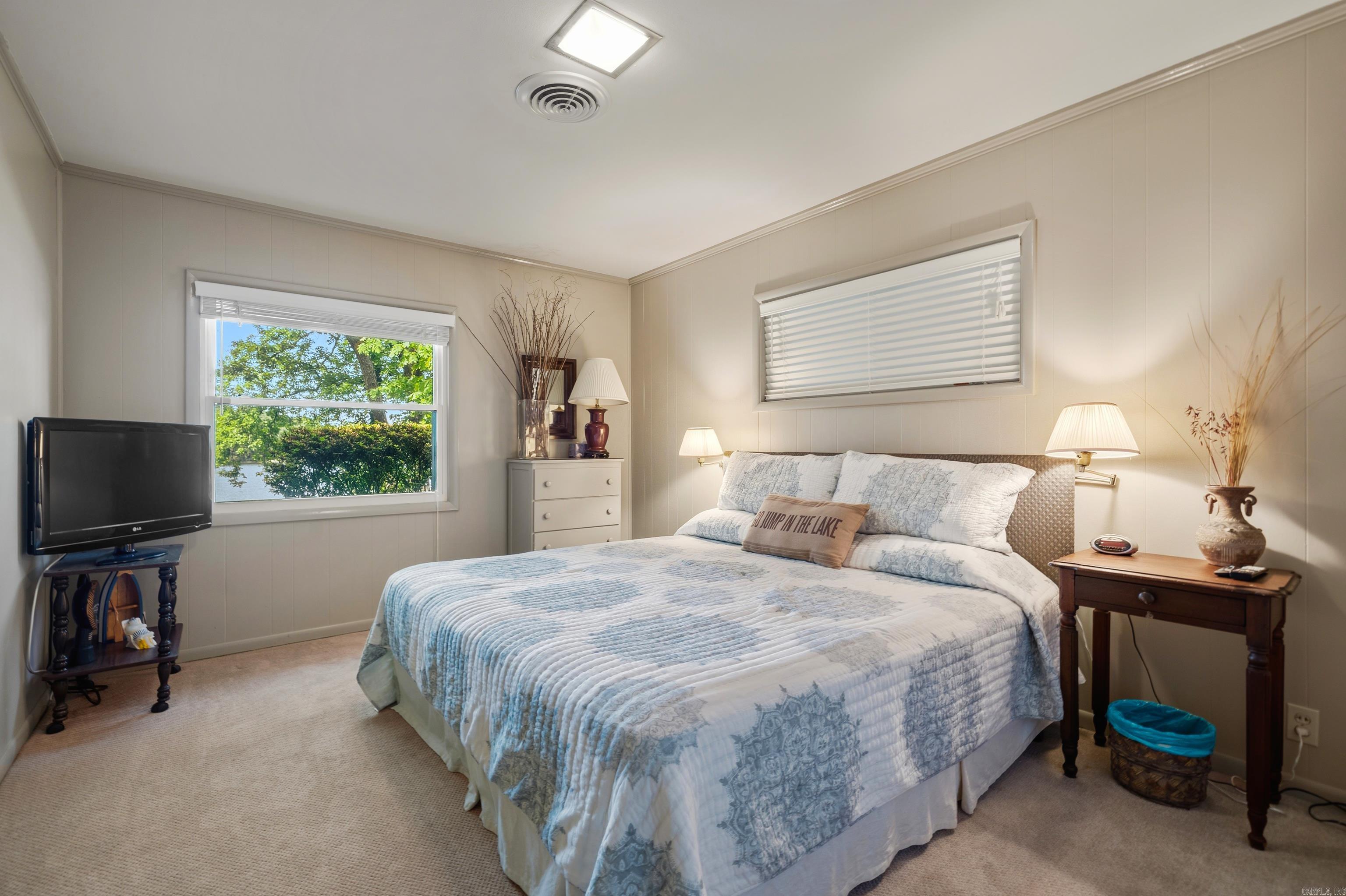 BAYSHORE ACRES - Residential