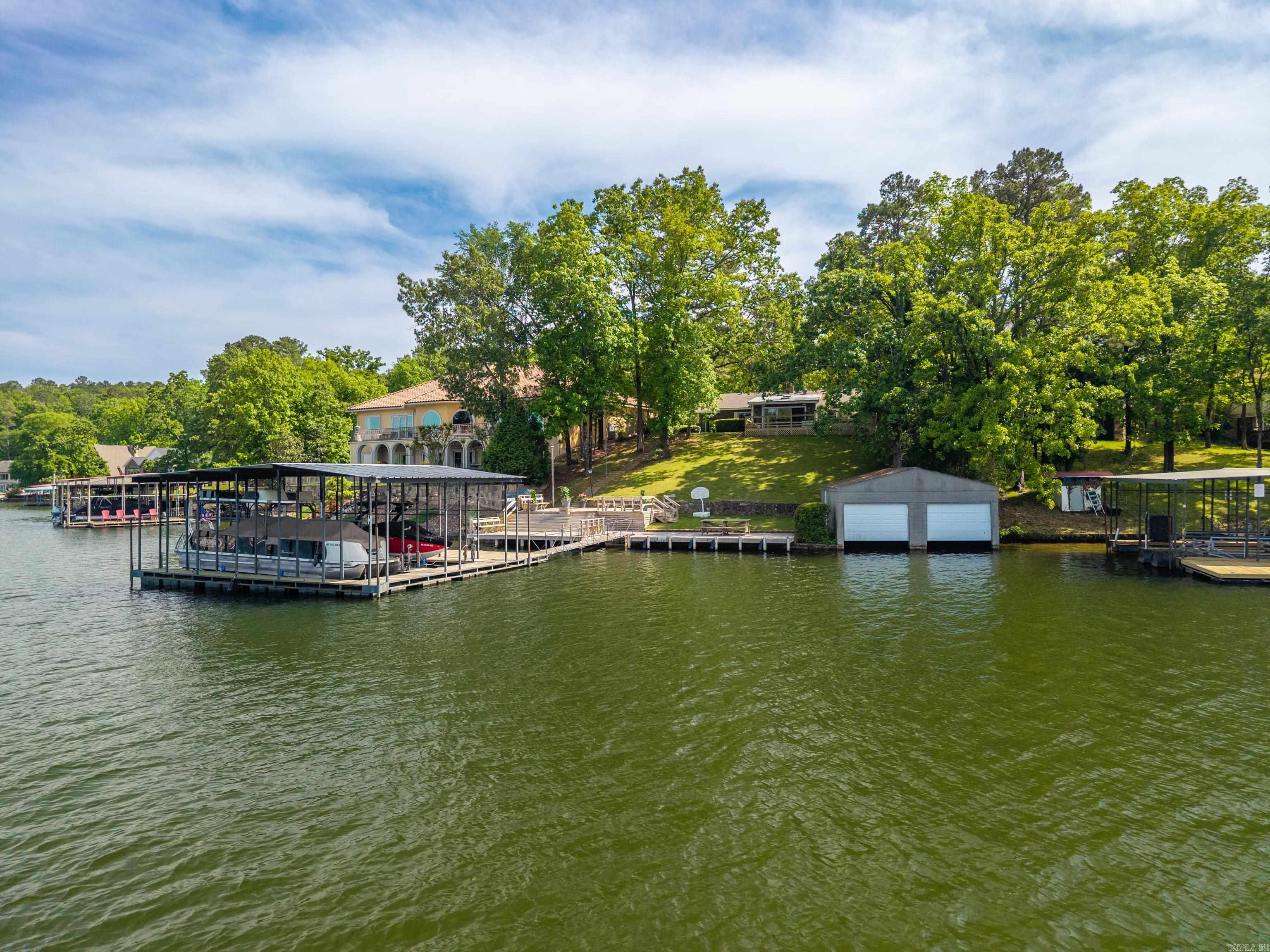 BAYSHORE ACRES - Residential