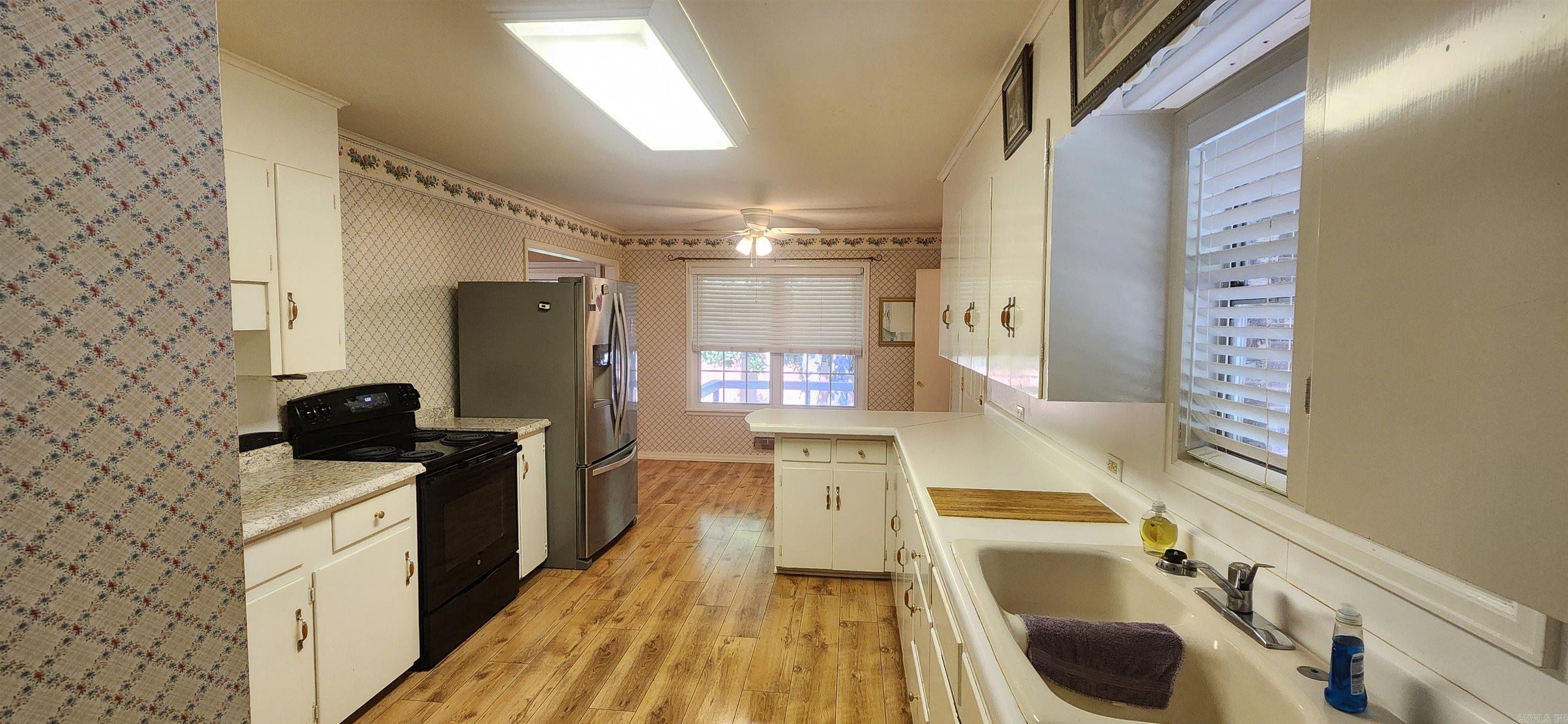 GARDEN OAKS ADD - Residential