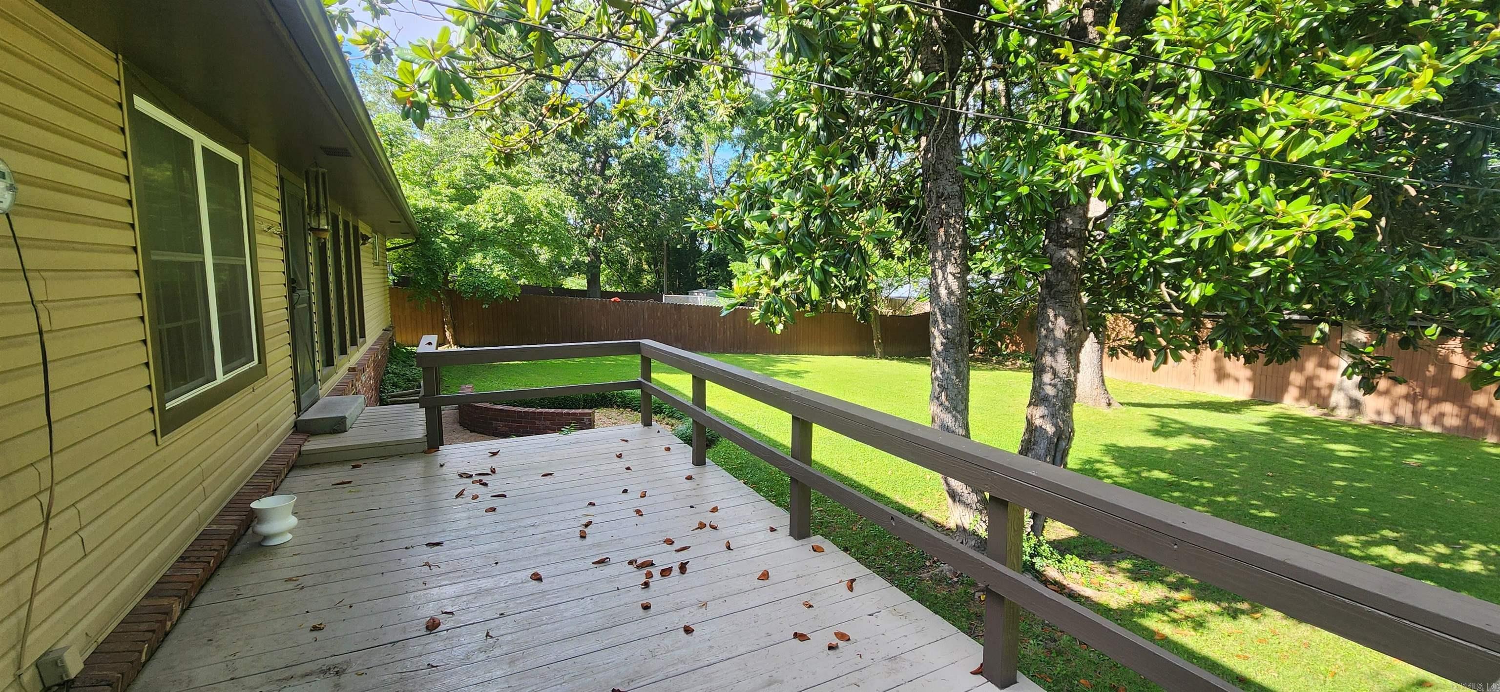 GARDEN OAKS ADD - Residential