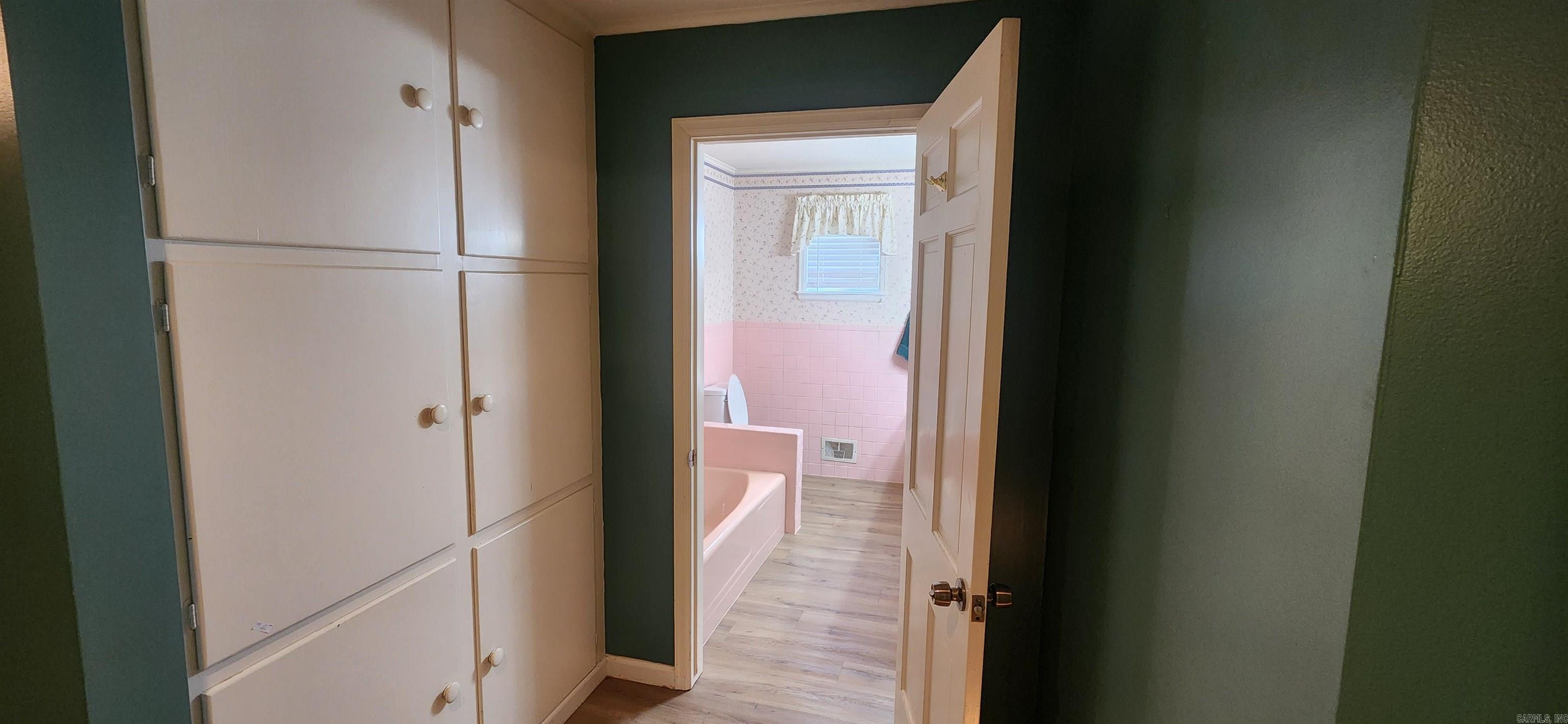 GARDEN OAKS ADD - Residential