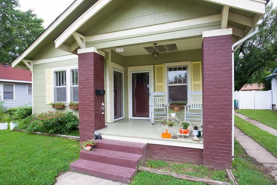 Melrose Place - Residential