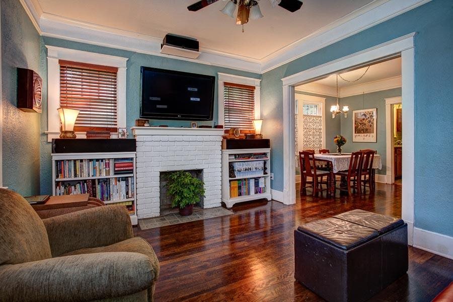 Melrose Place - Residential