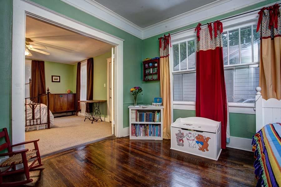 Melrose Place - Residential