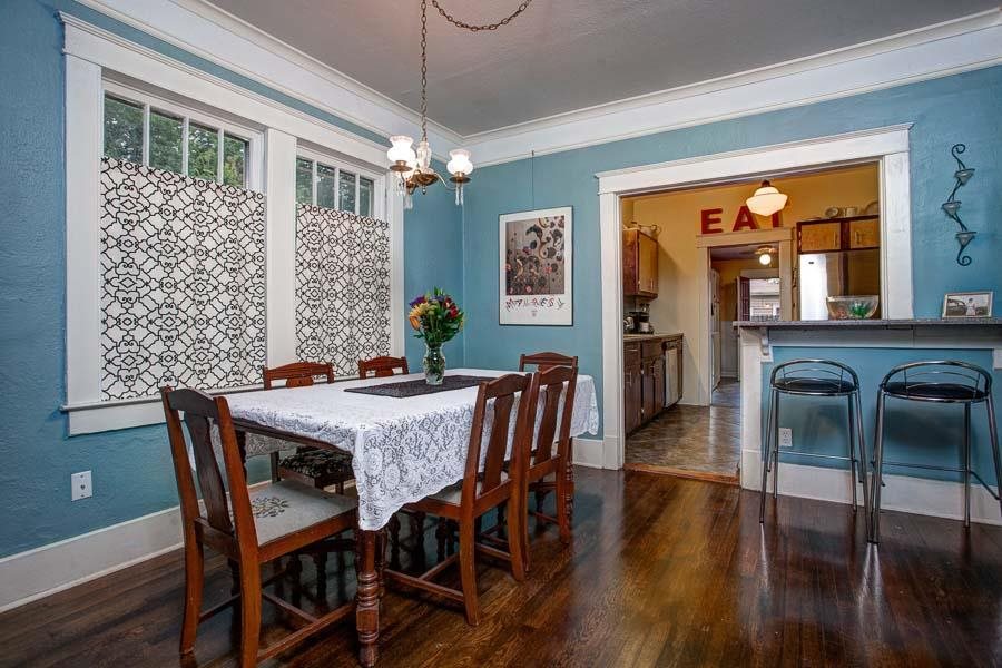 Melrose Place - Residential