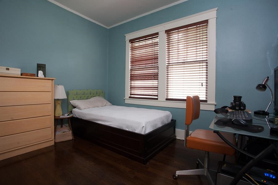 Melrose Place - Residential