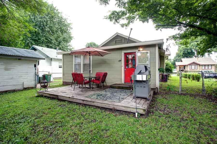 Melrose Place - Residential