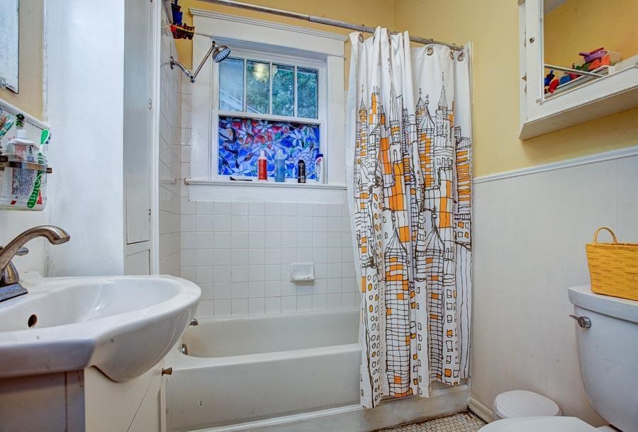 Melrose Place - Residential