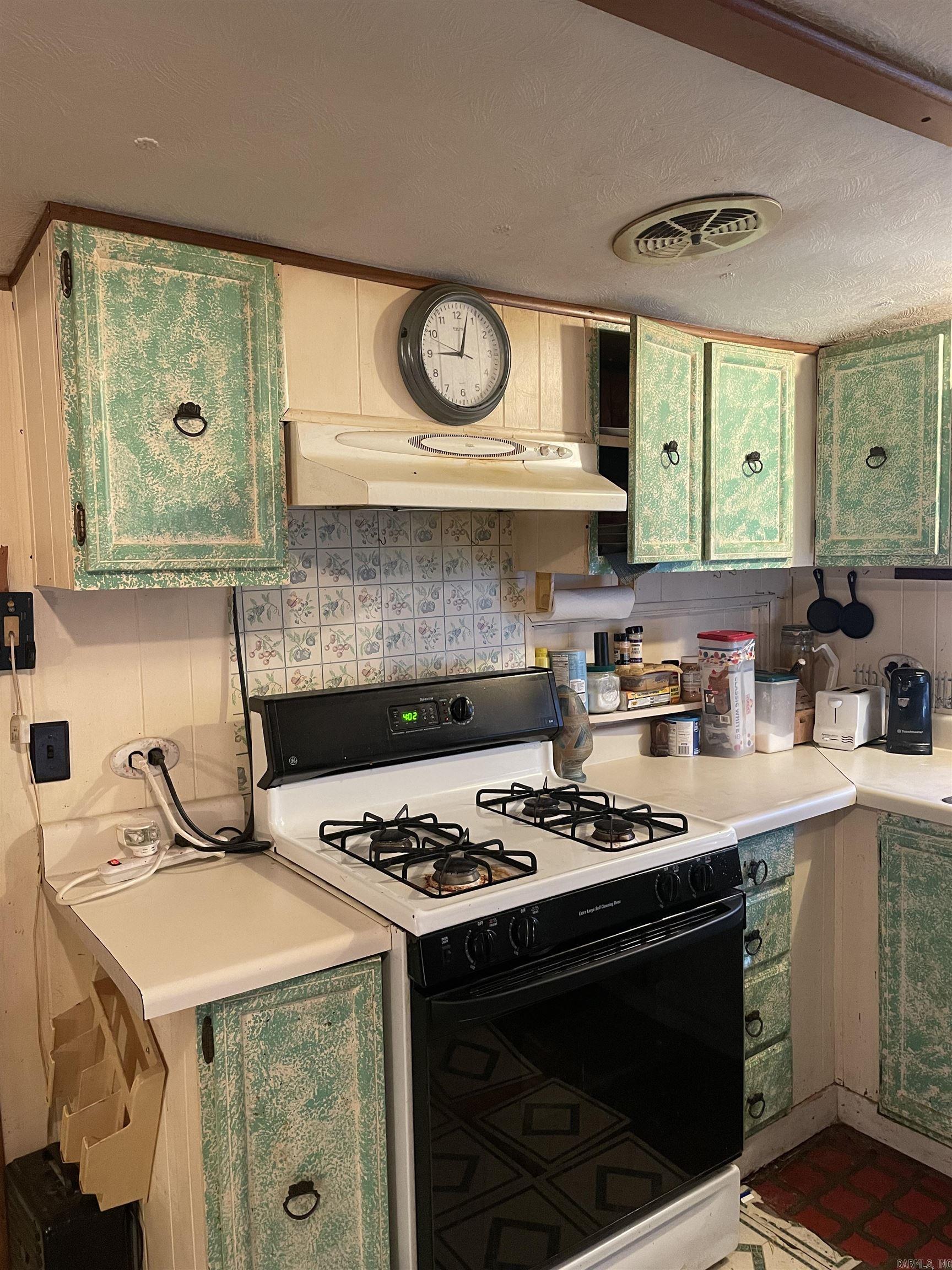 Lawrence #5 - Residential