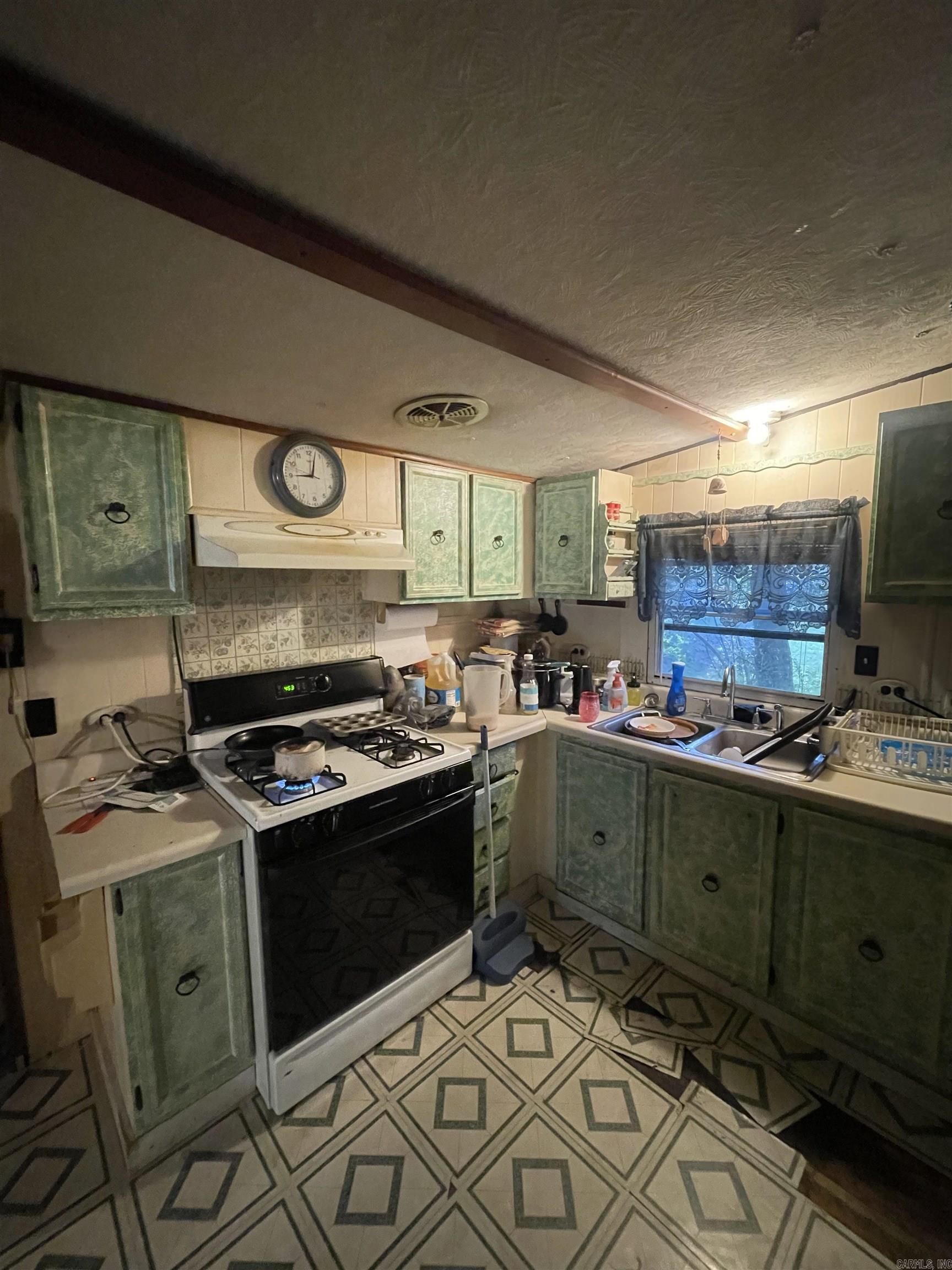 Lawrence #5 - Residential