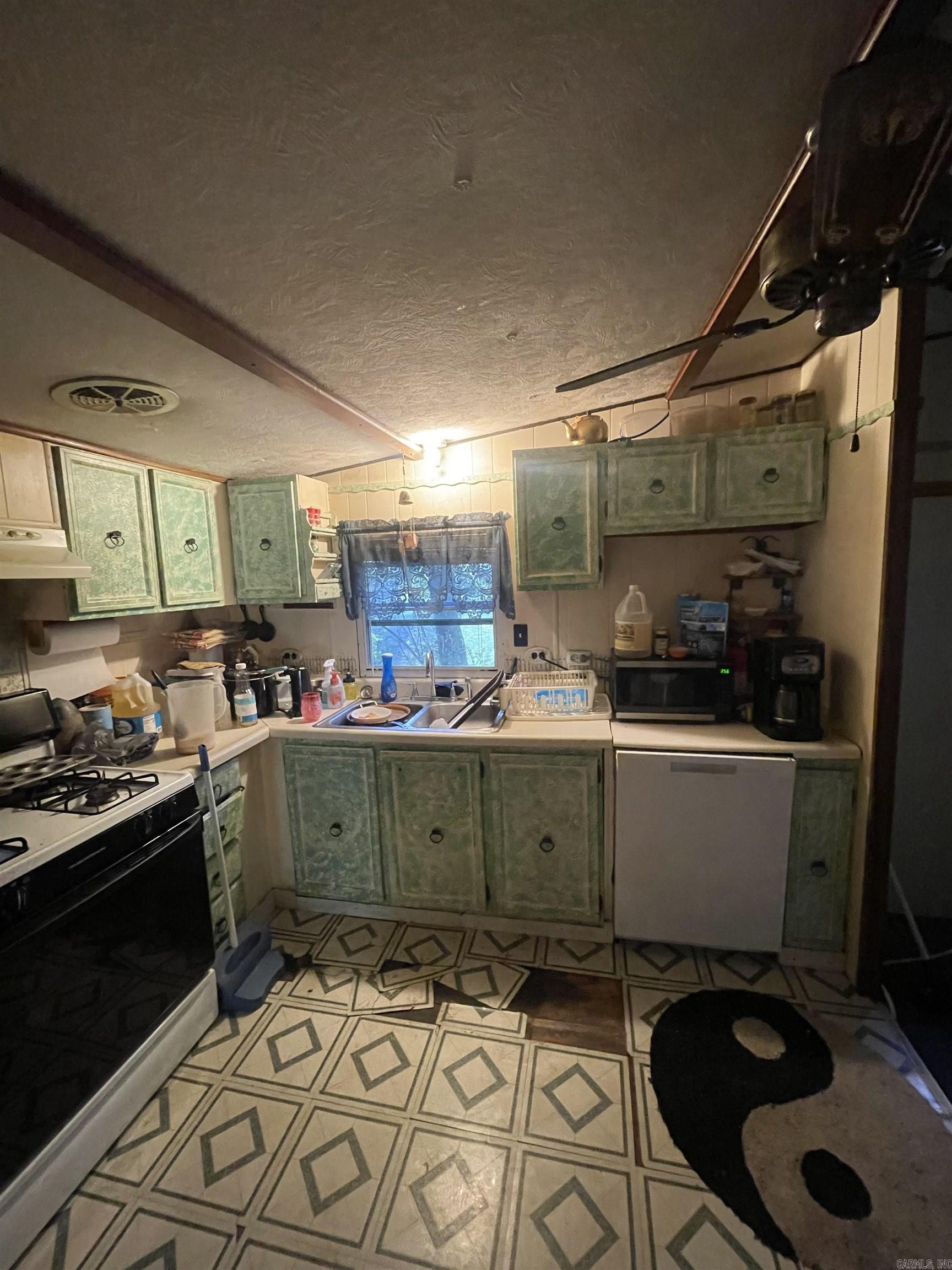 Lawrence #5 - Residential