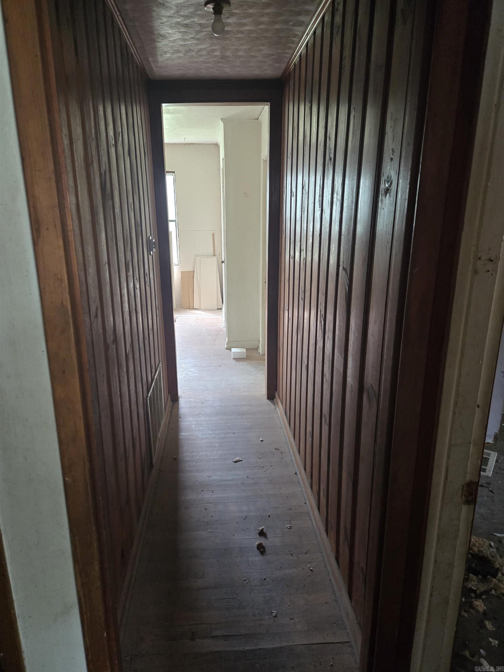 LYNCH ADD - Residential