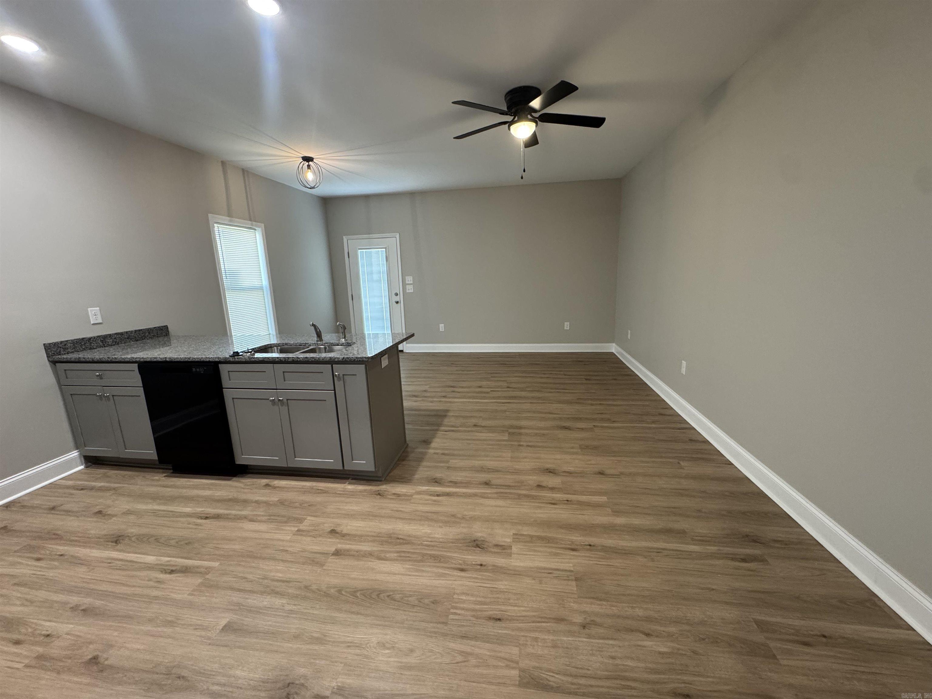 GALLOWAYS ADDN - Residential Lease