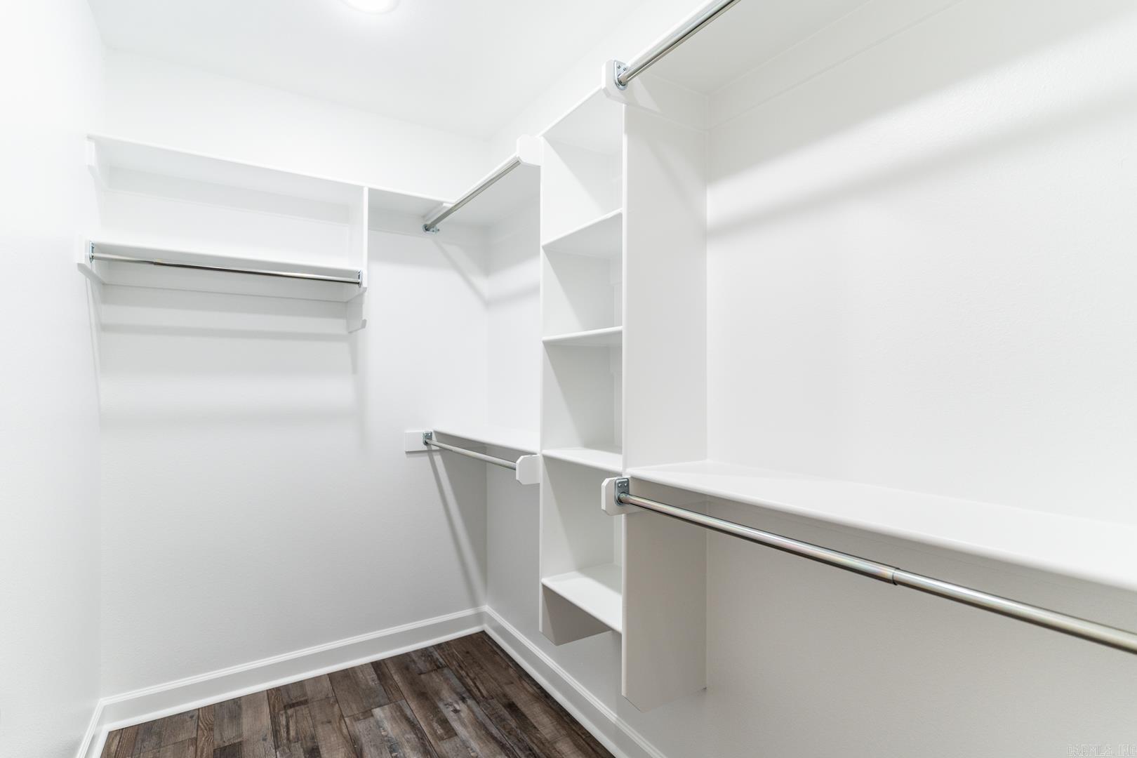 MAGNOLIA ESTATES - Residential