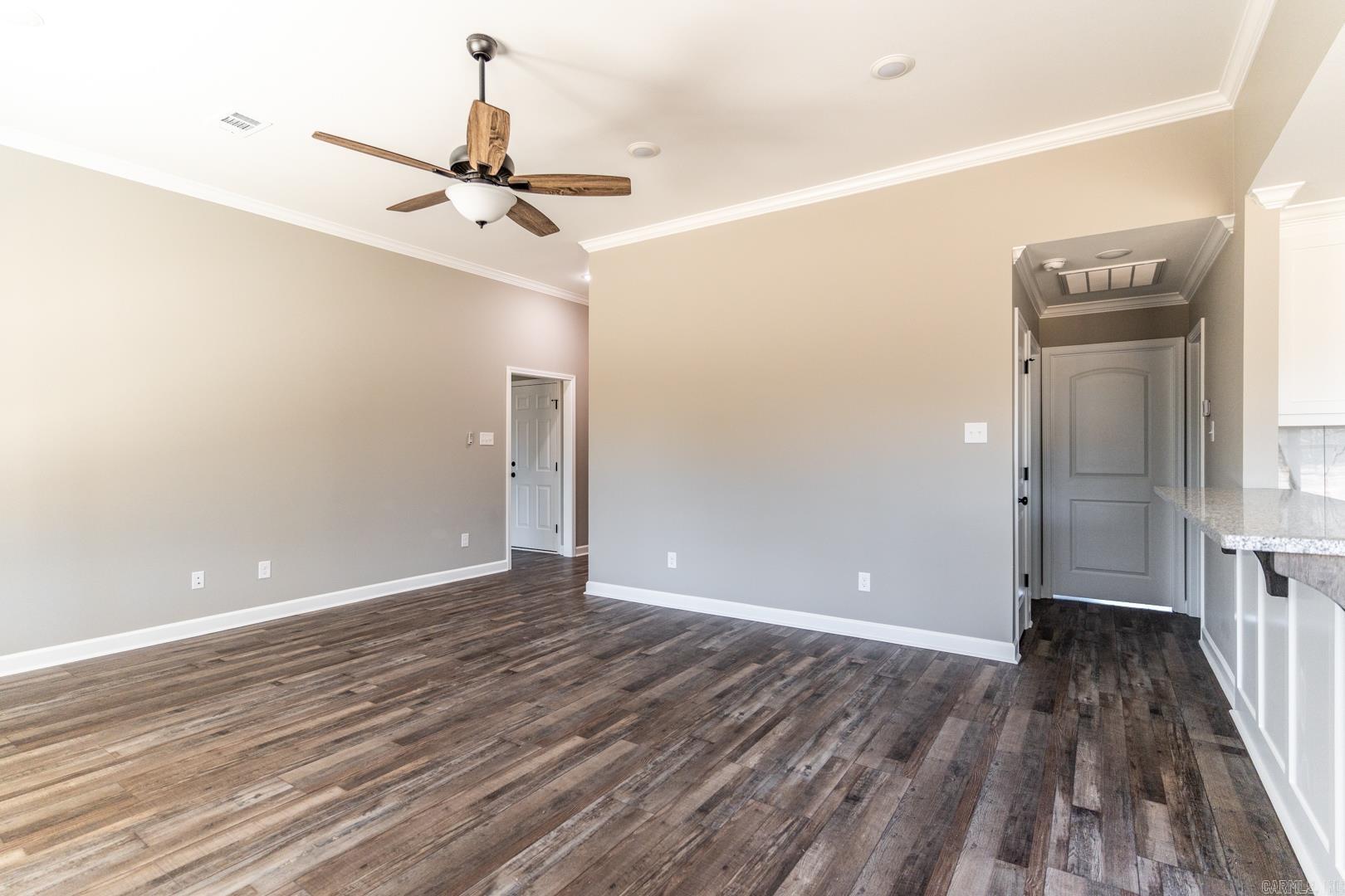 MAGNOLIA ESTATES - Residential