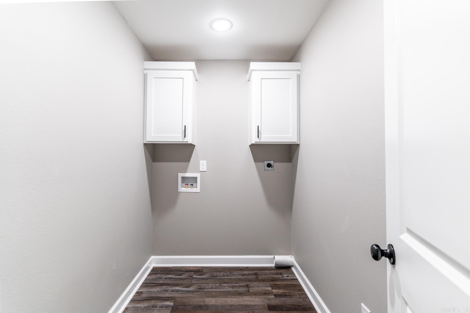 MAGNOLIA ESTATES - Residential