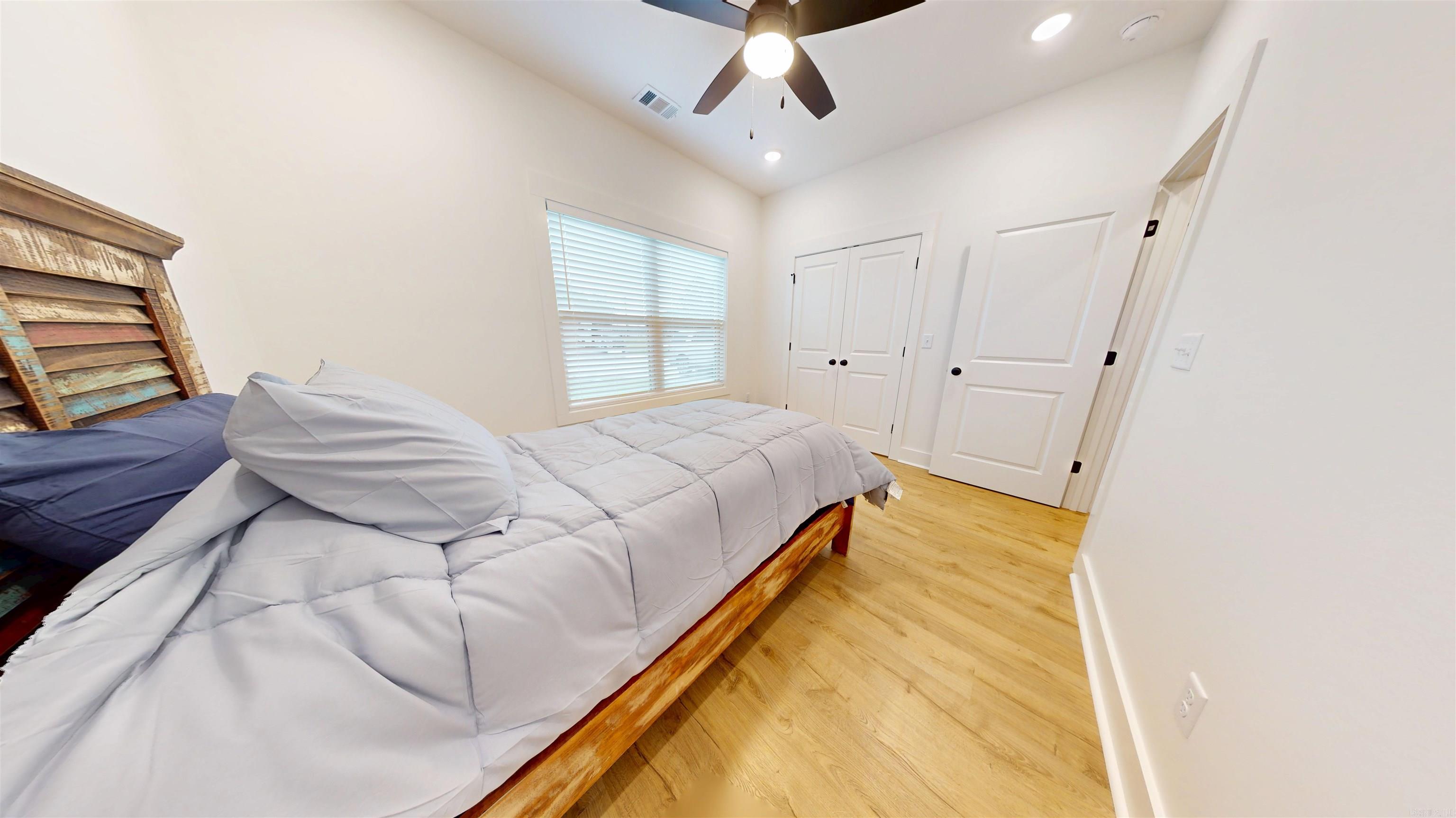 WINDSOR LANDING - Residential