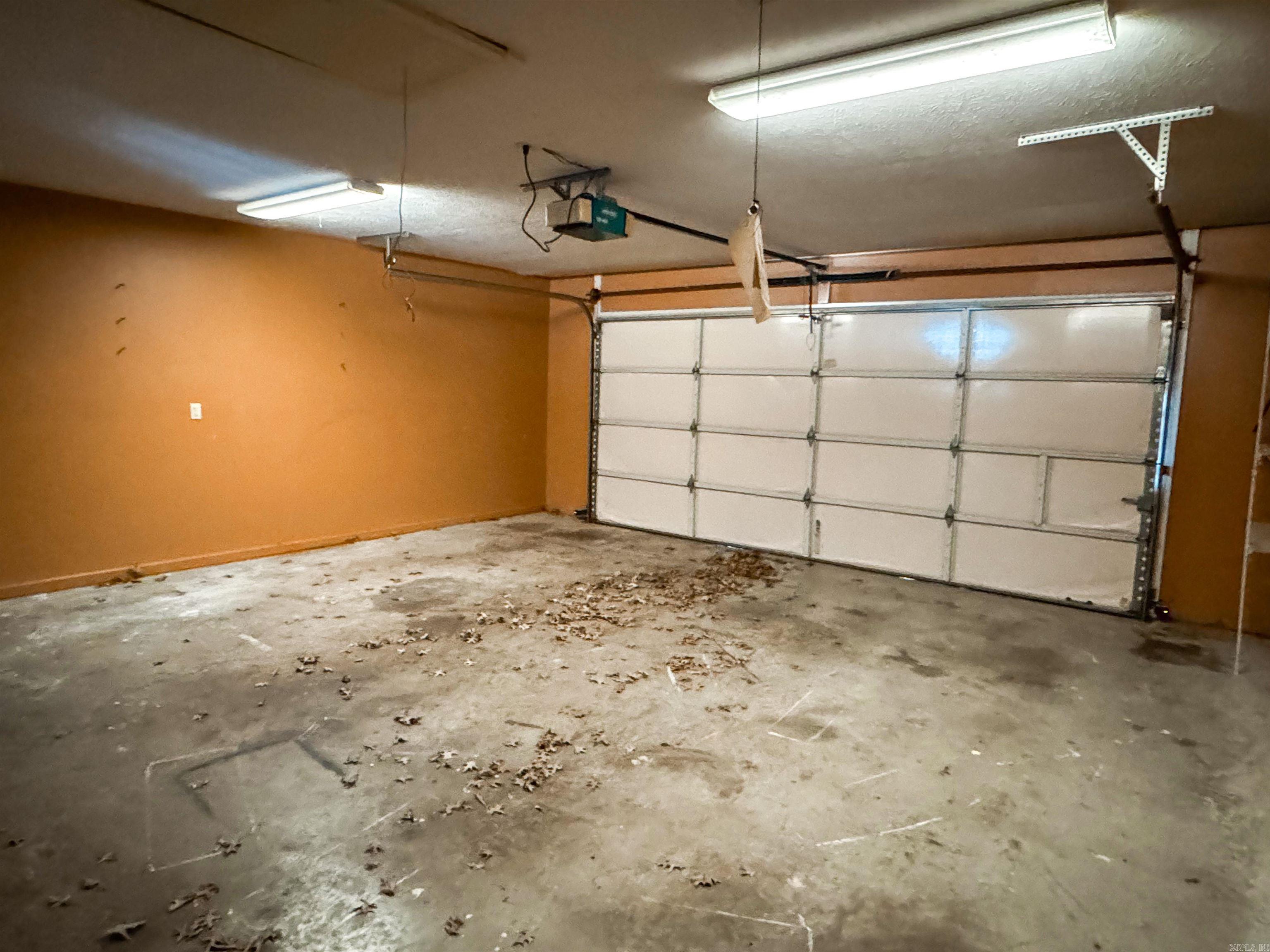 WOODBRIDGE - Residential