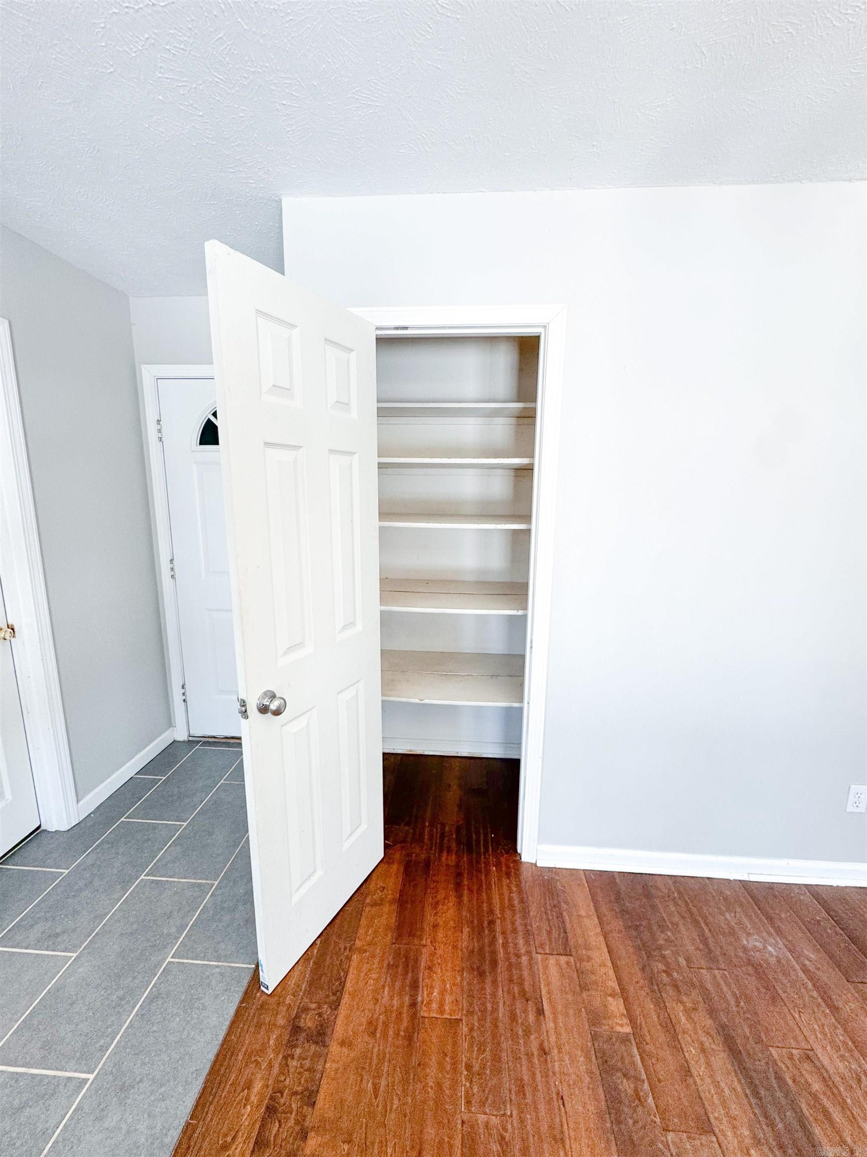 WOODBRIDGE - Residential