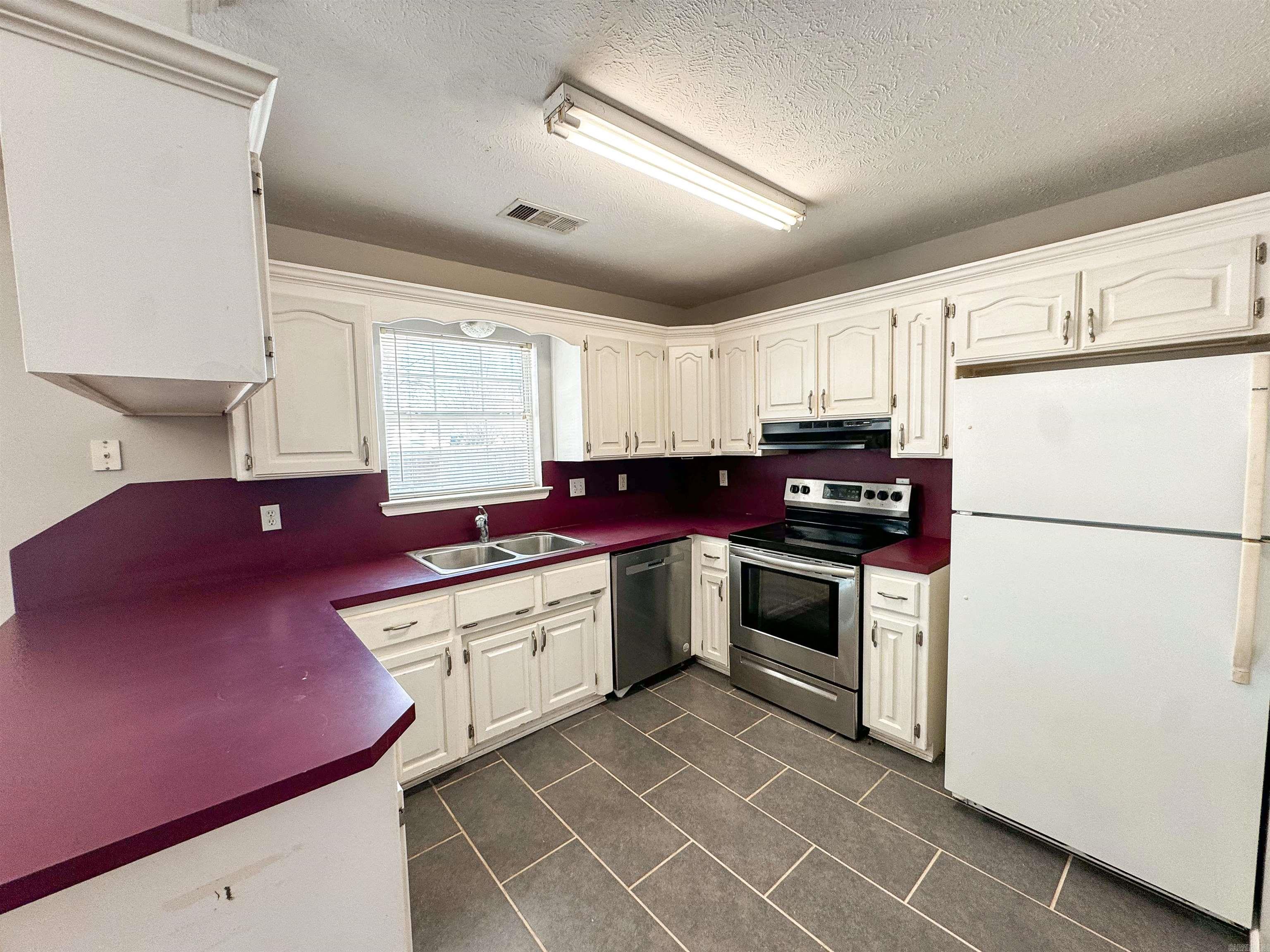 WOODBRIDGE - Residential