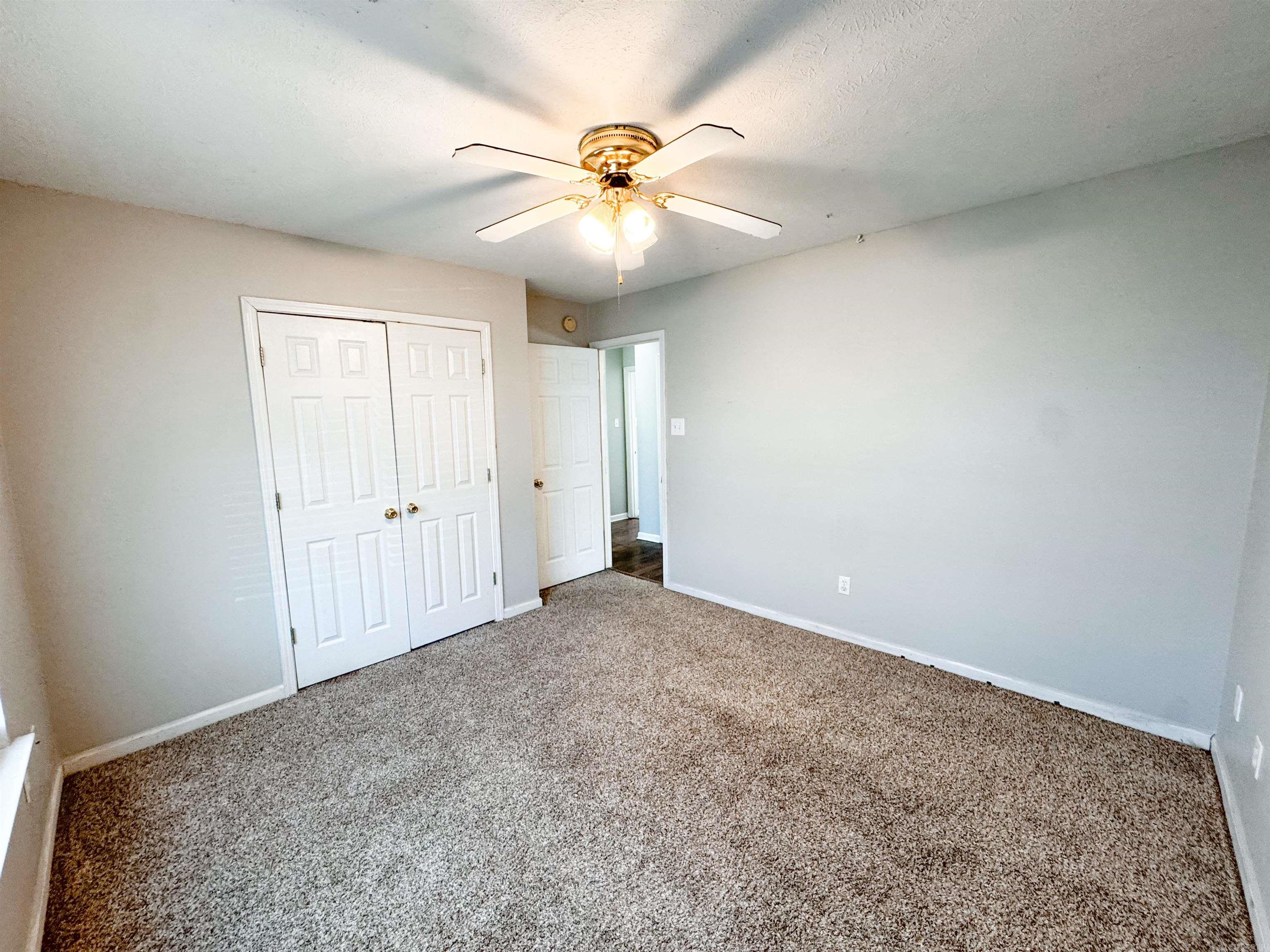 WOODBRIDGE - Residential