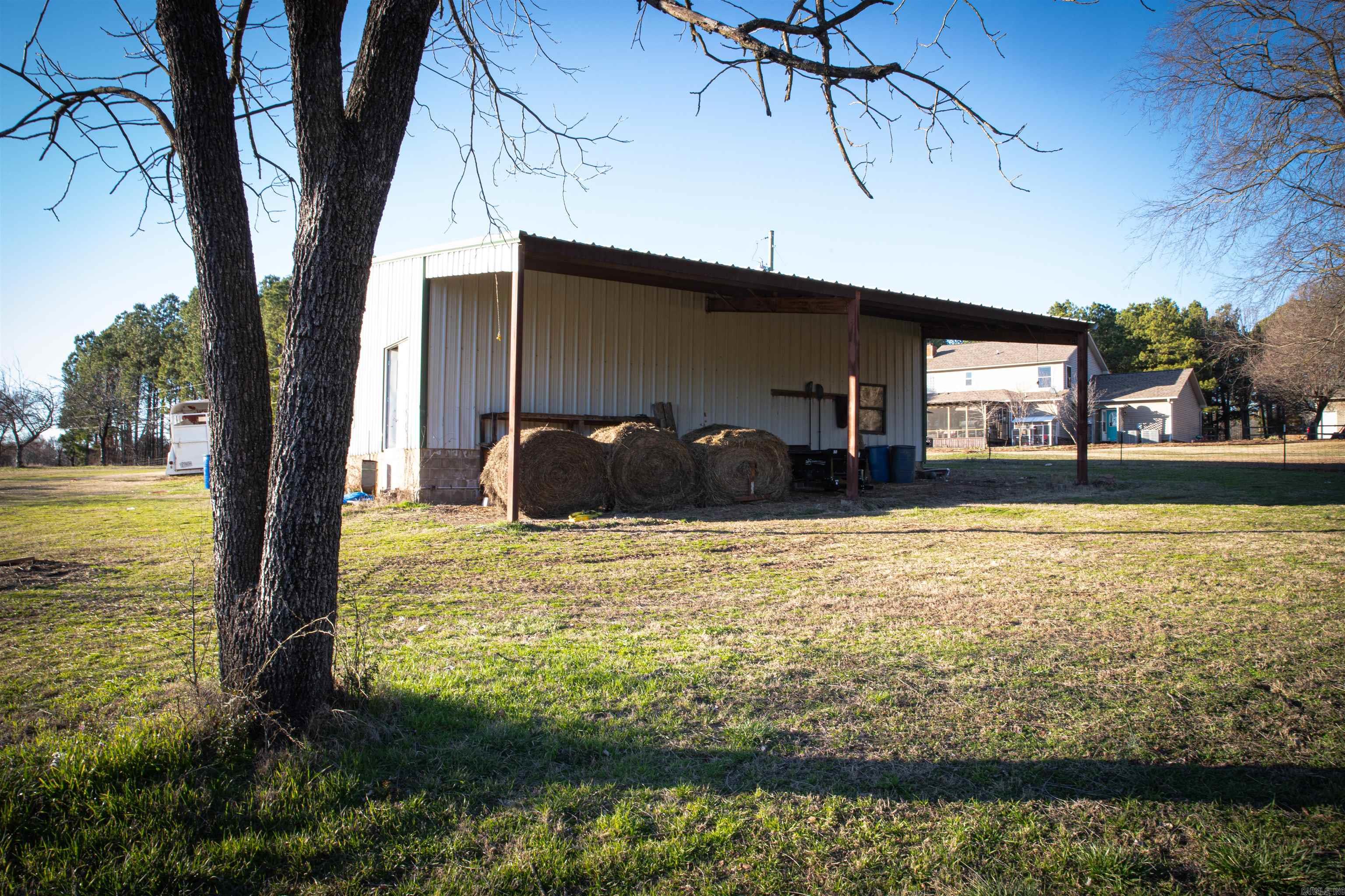 COUNTRY WOODS ESTATES - Residential