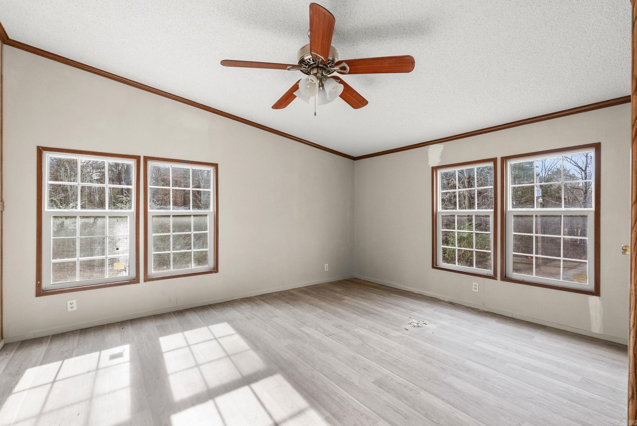 HOLLAND HILLS - Residential