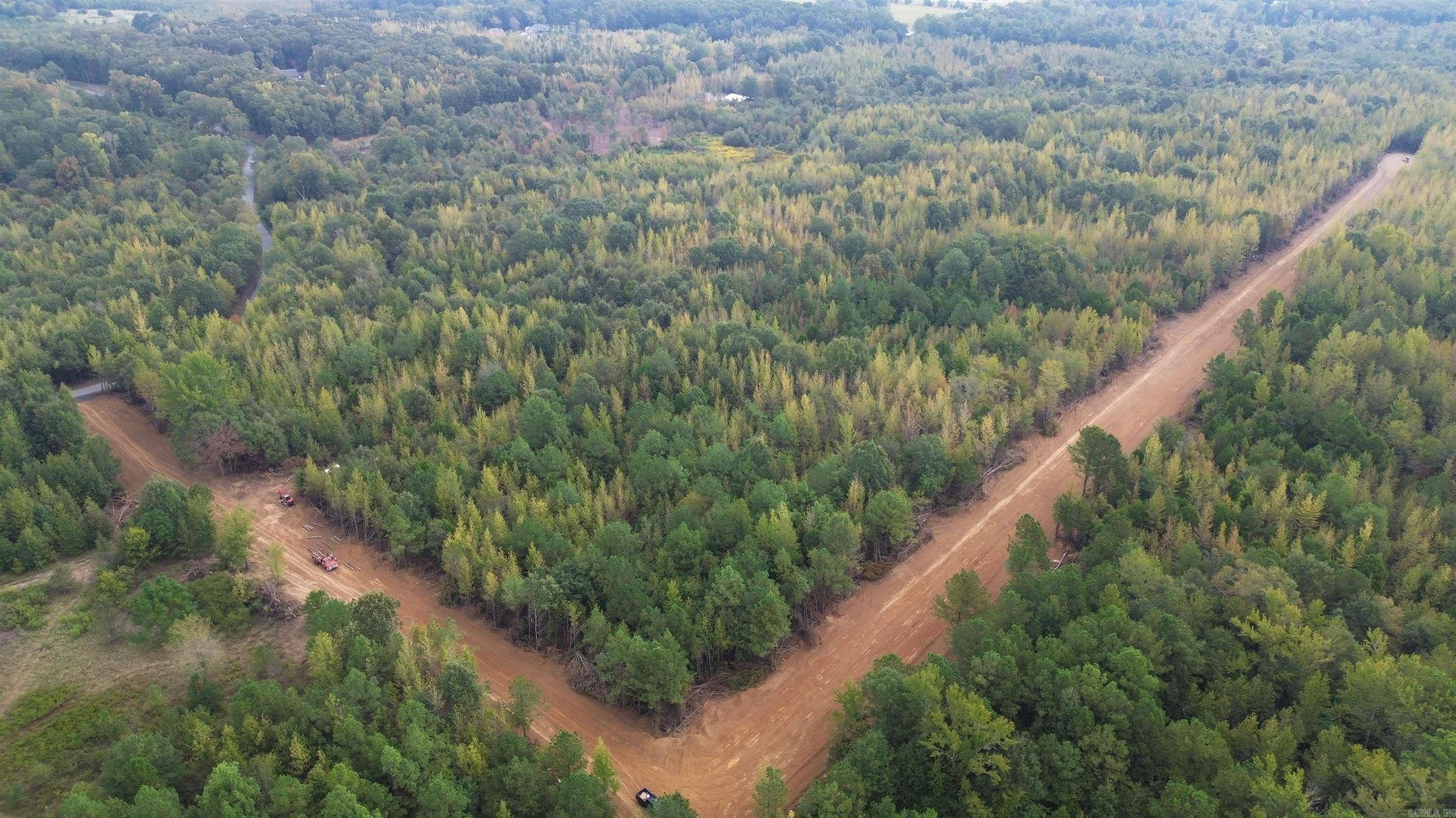 Metes & Bounds - Land