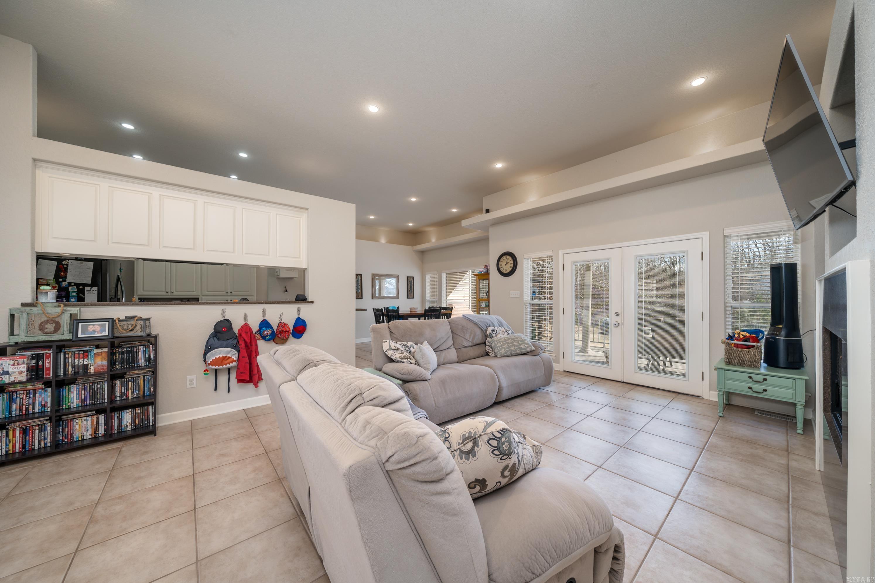 DIAMONDHEAD - Residential