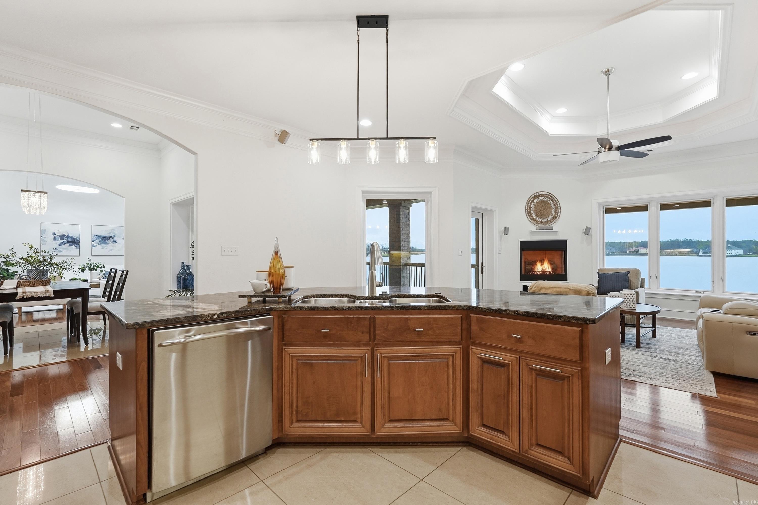 HURRICANE LAKE EST - Residential