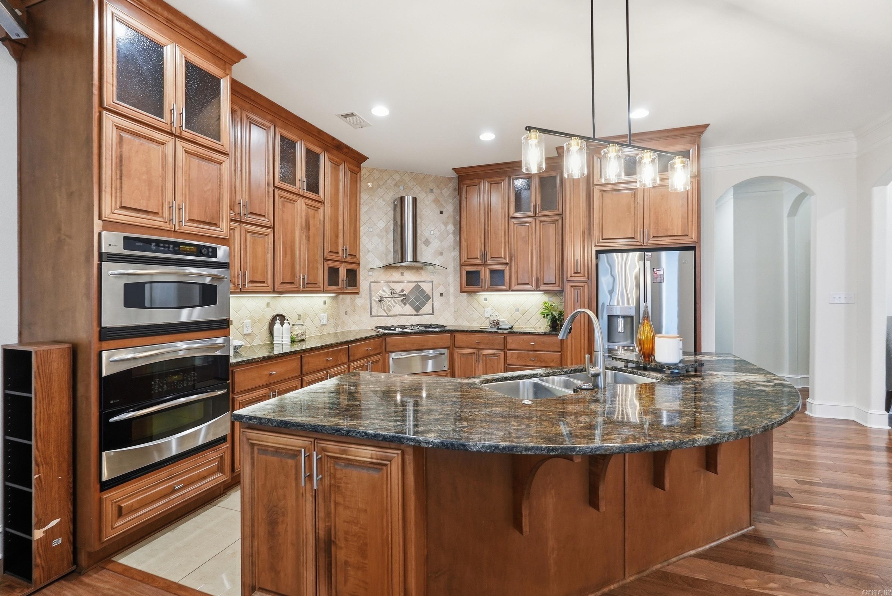 HURRICANE LAKE EST - Residential