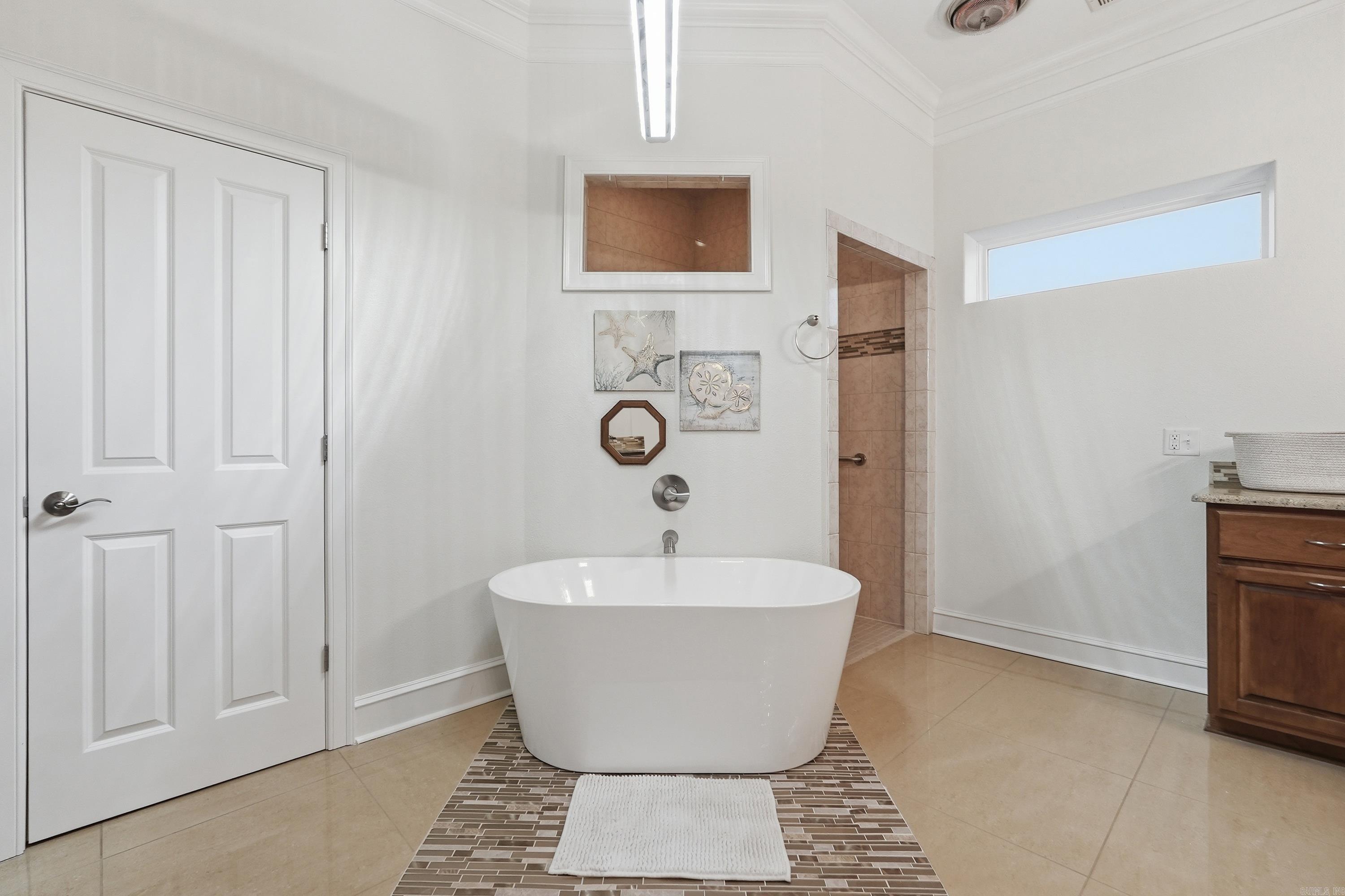 HURRICANE LAKE EST - Residential