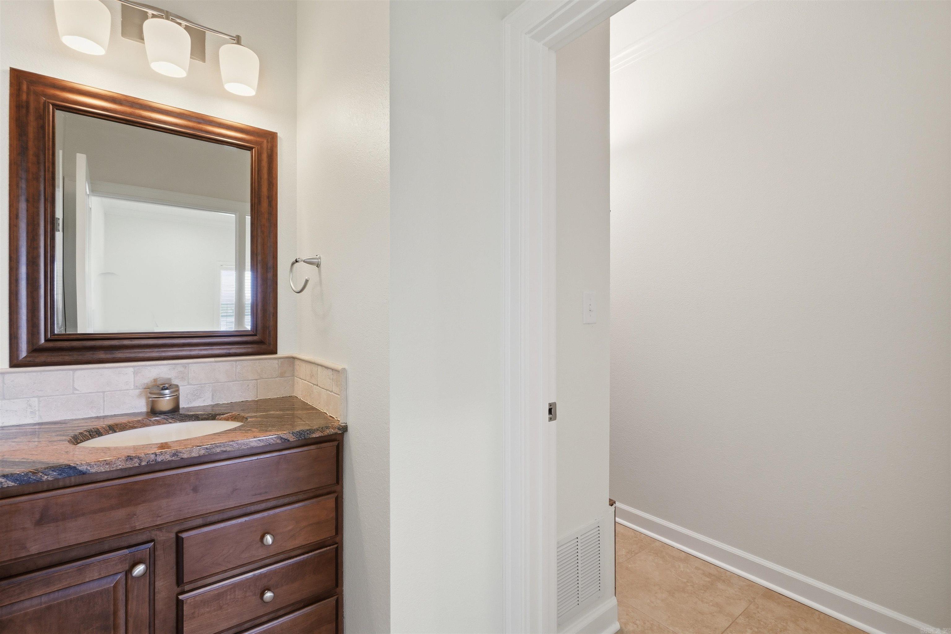 HURRICANE LAKE EST - Residential