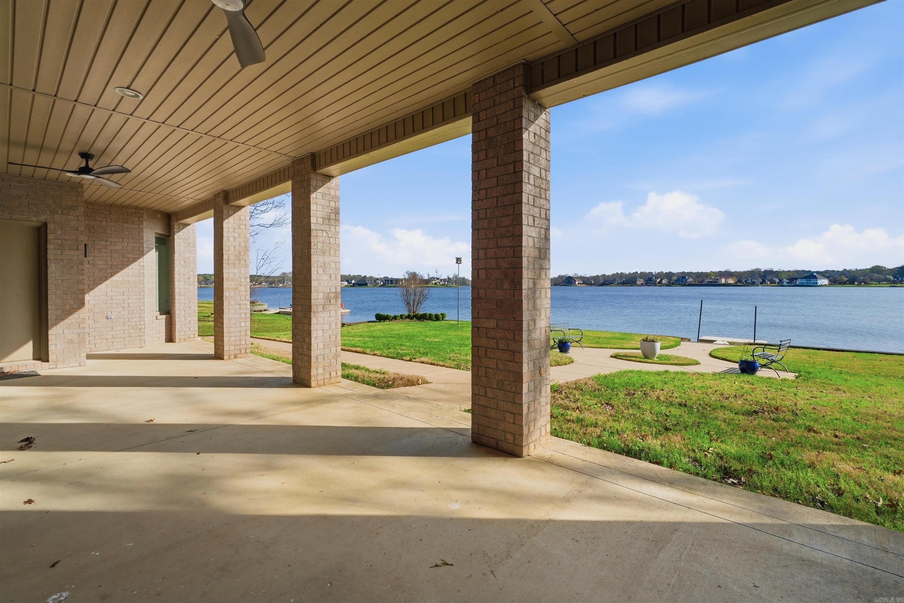 HURRICANE LAKE EST - Residential