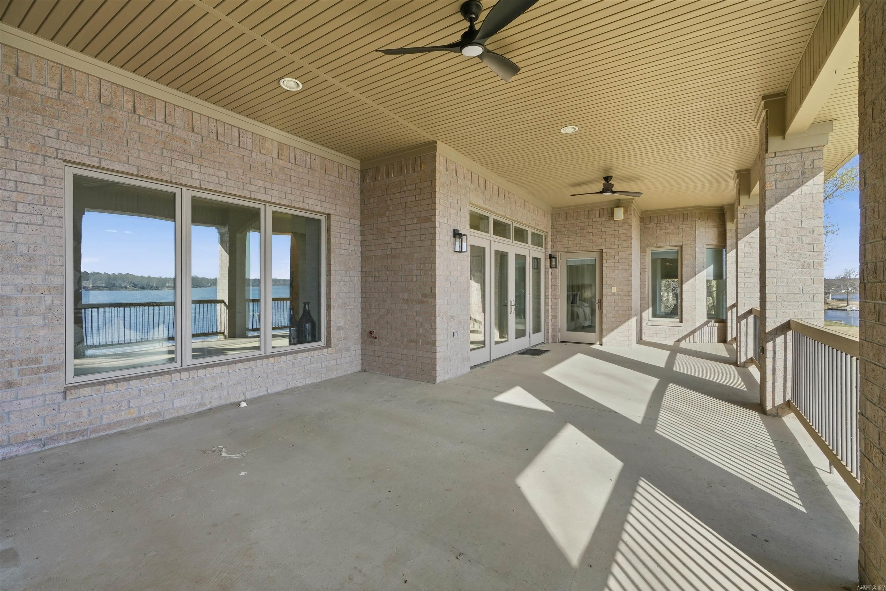 HURRICANE LAKE EST - Residential