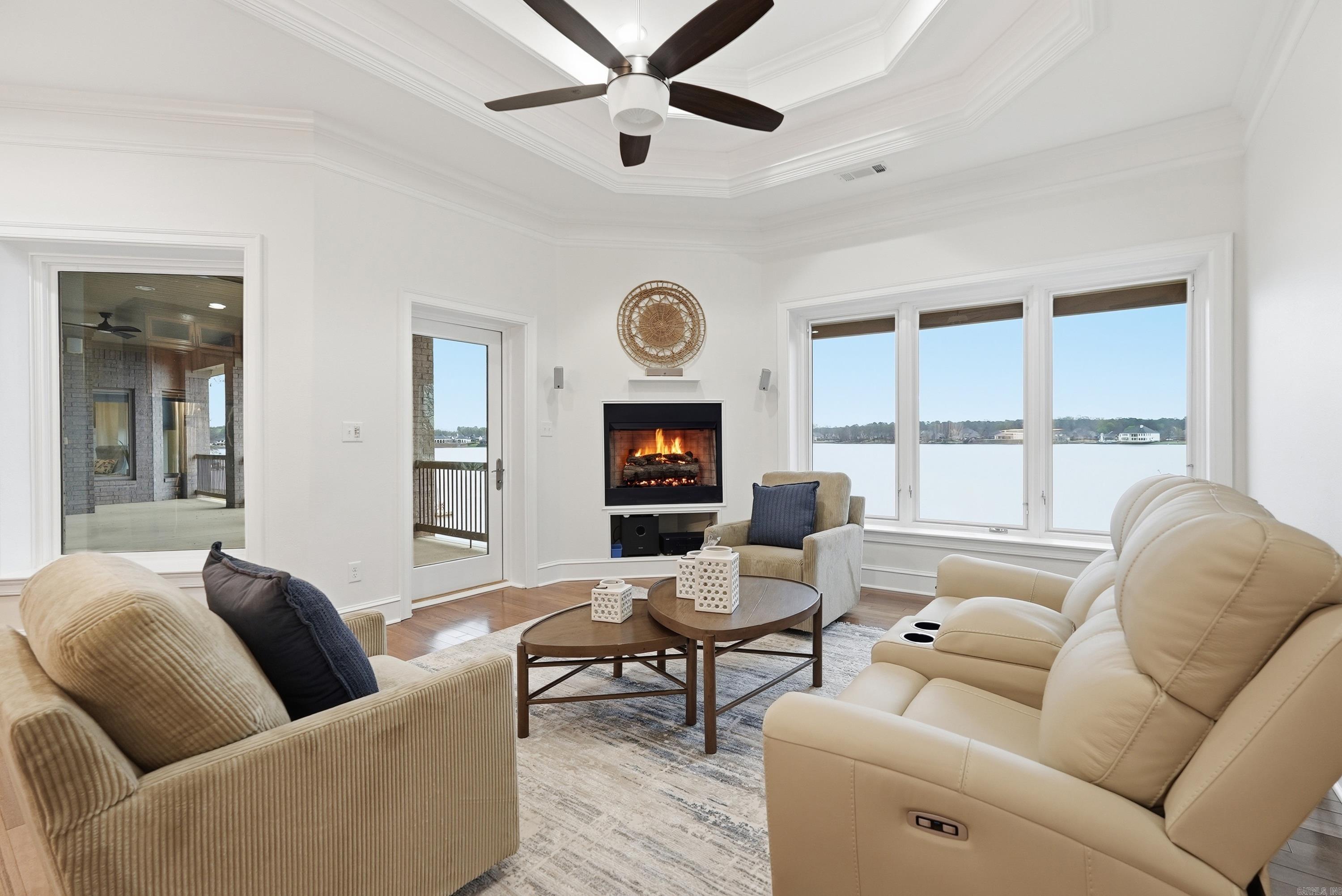 HURRICANE LAKE EST - Residential