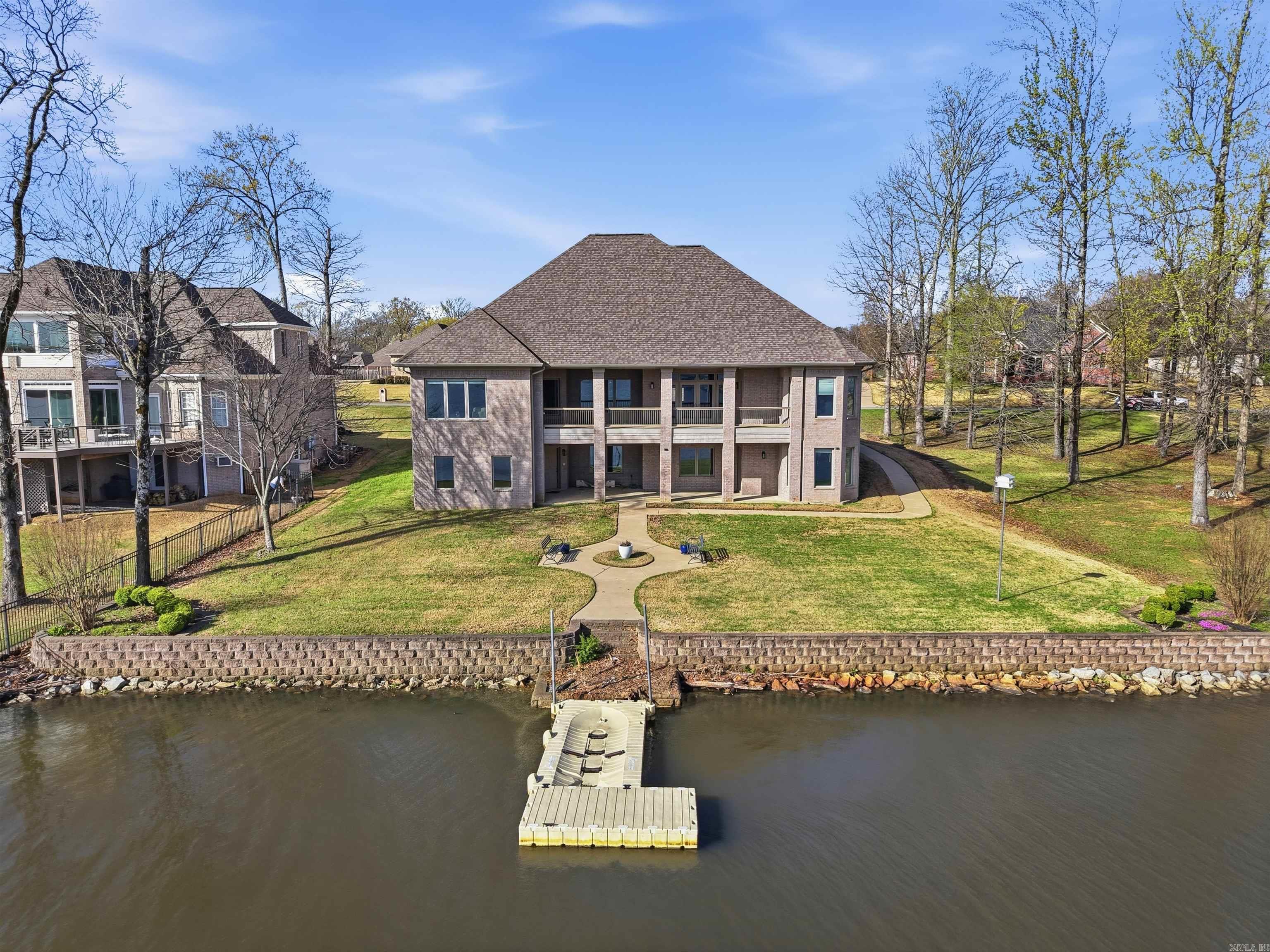 HURRICANE LAKE EST - Residential