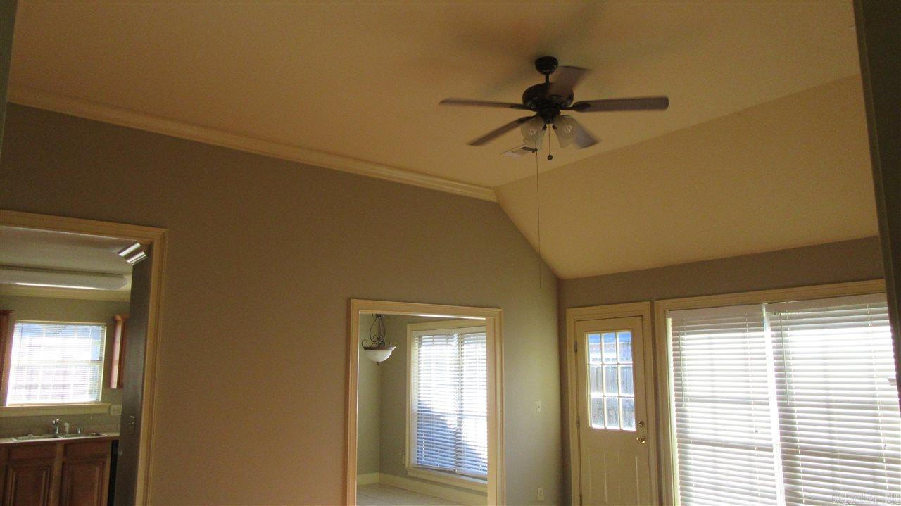 Wisteria Vineyard - Residential Lease