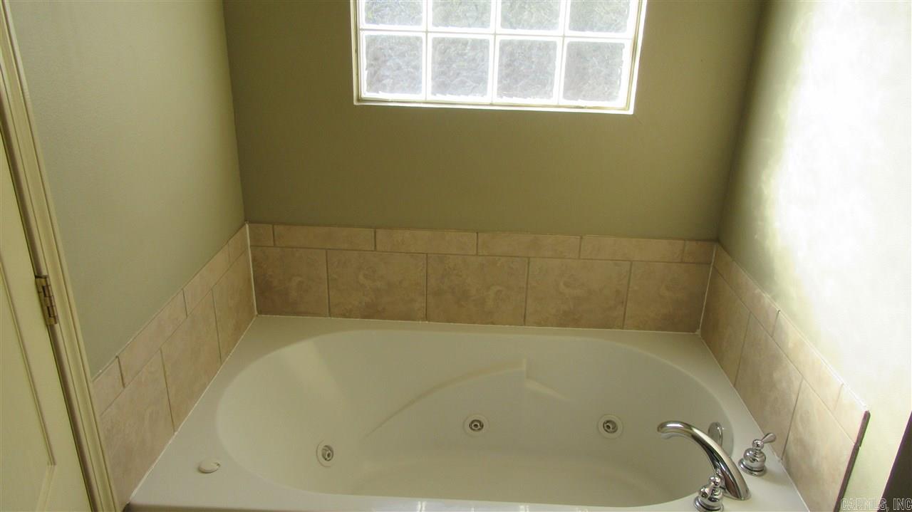 Wisteria Vineyard - Residential Lease