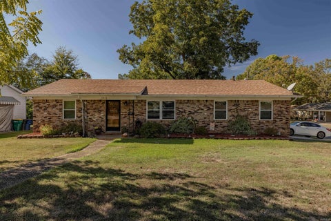 Photo of 5913 La Mirado Drive, North Little Rock, AR 72118 (MLS # 26042603)