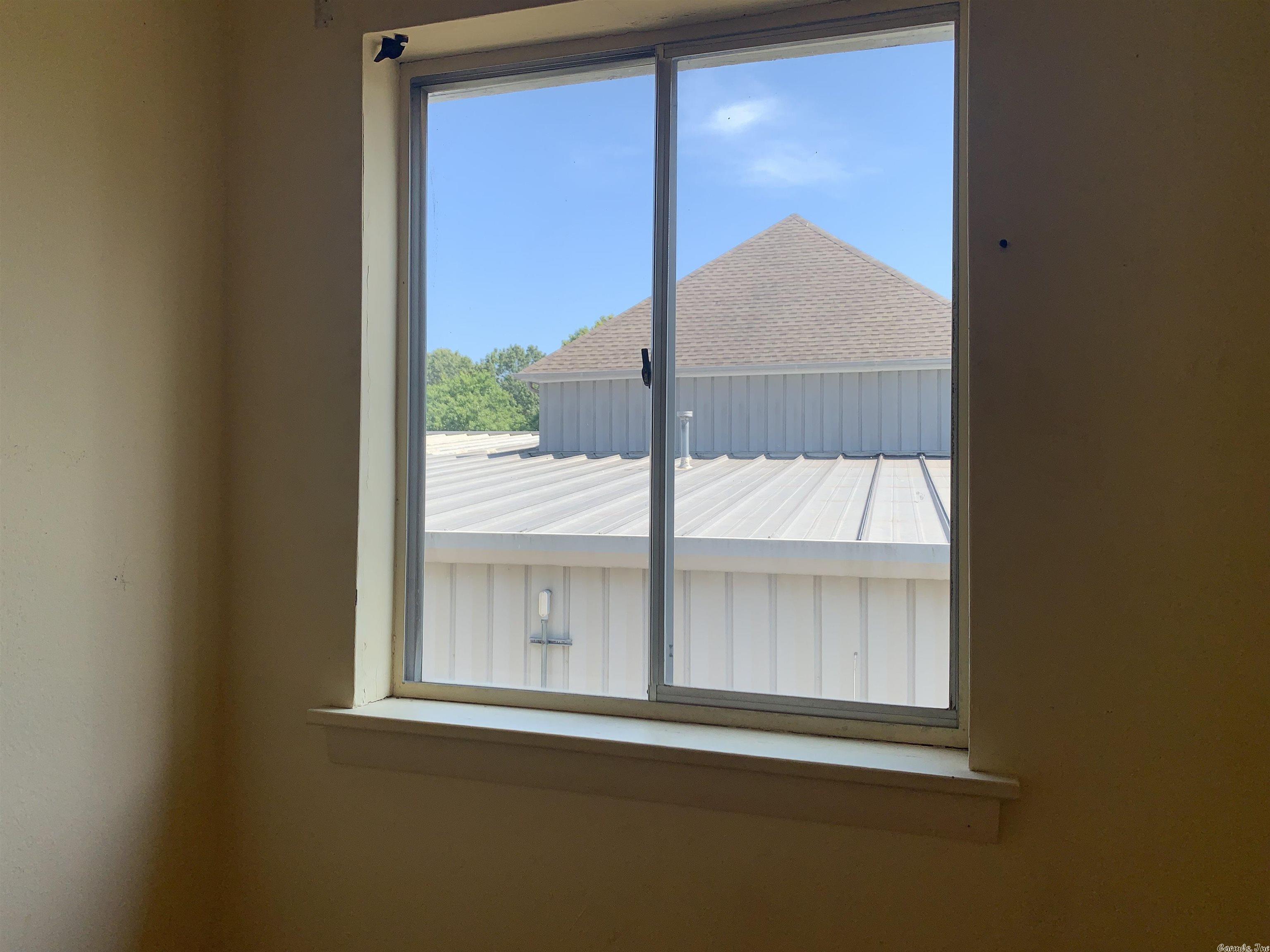 nil - Commercial Sale