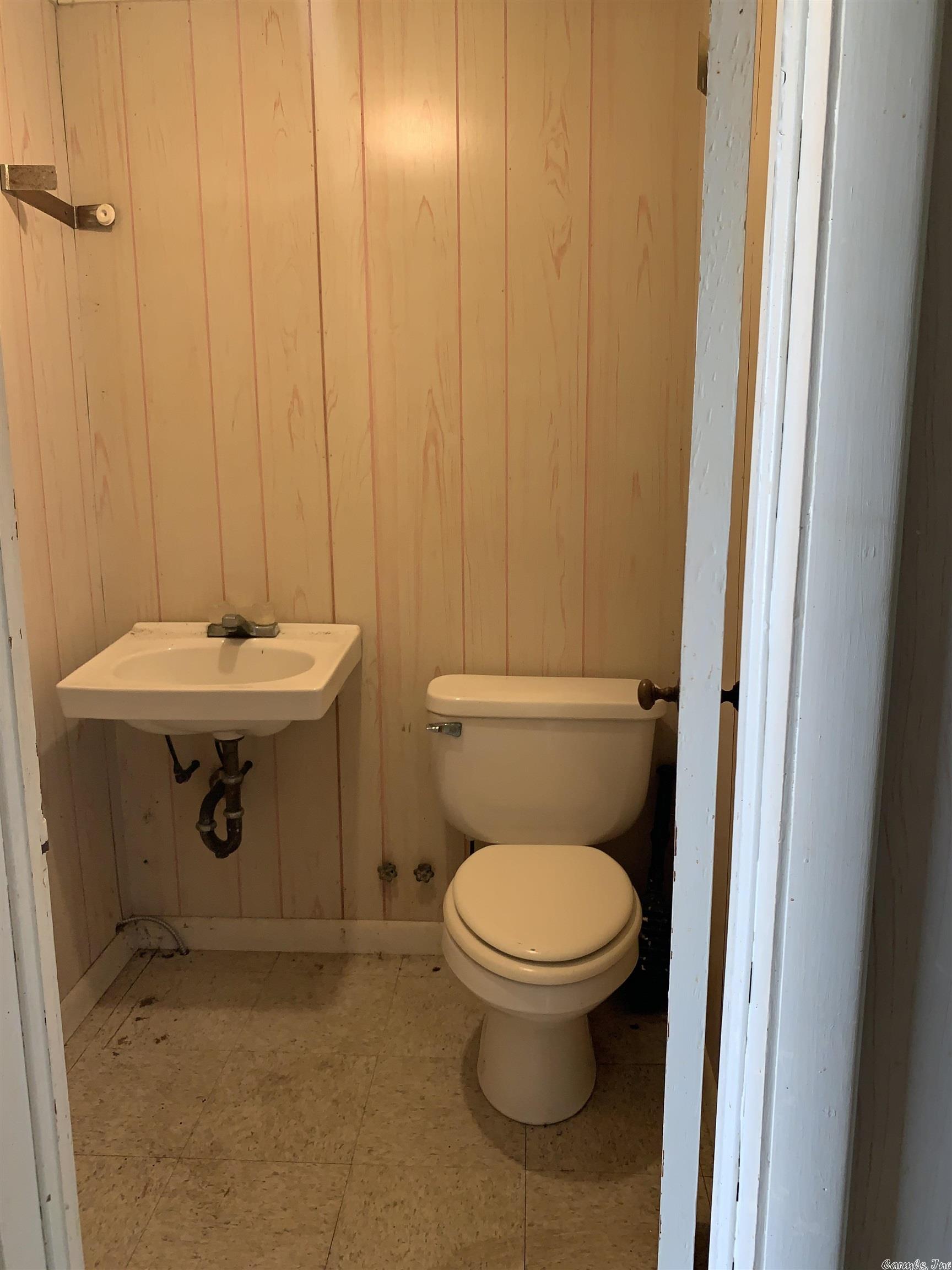 nil - Commercial Sale