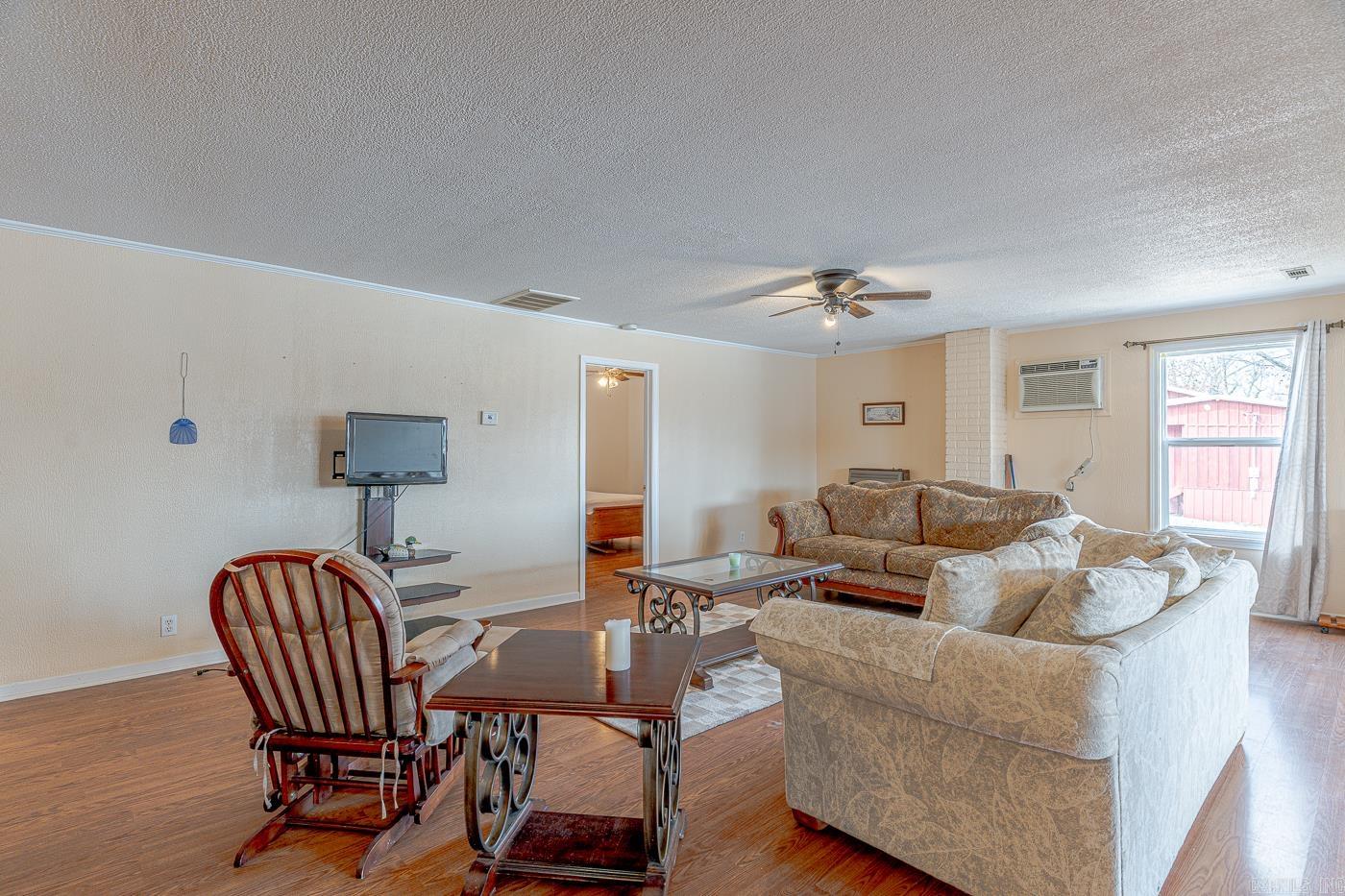 CURRENT RIVER ACRES - Residential